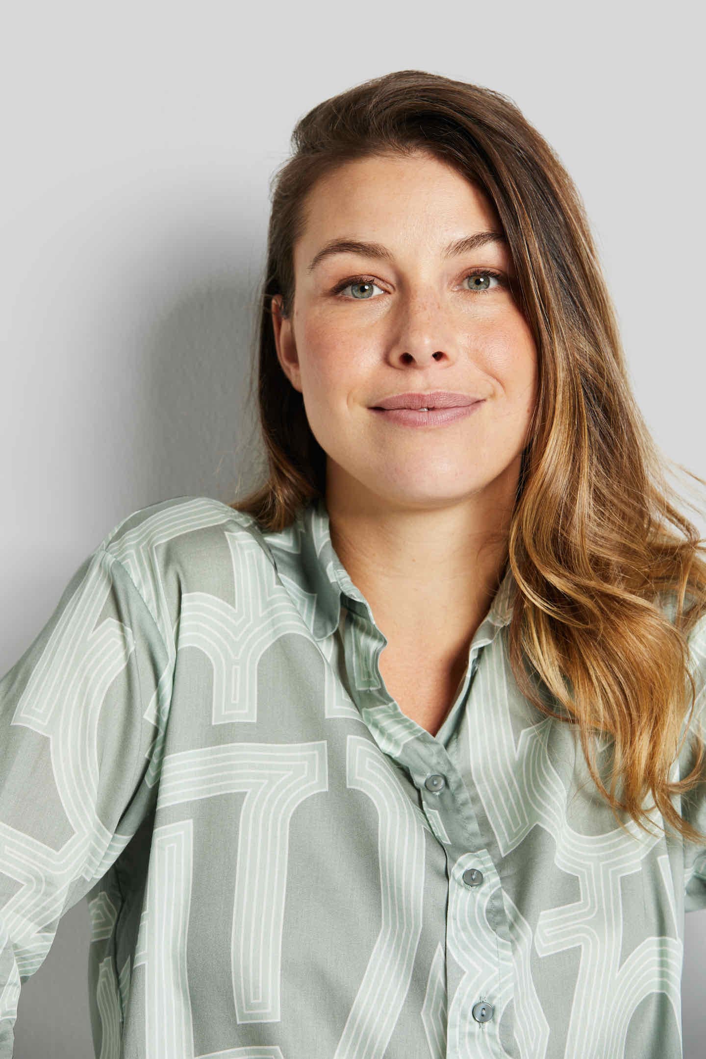 Baumwolle bugatti online Hemdbluse, reiner bestellen OTTO aus bei