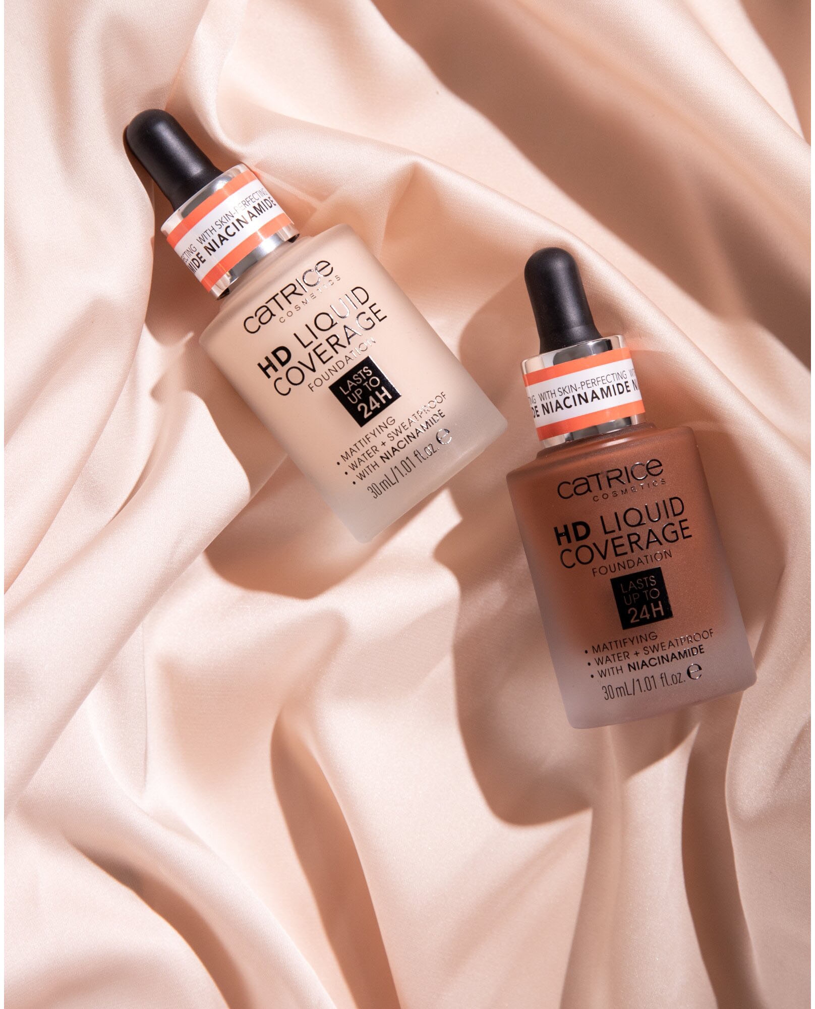 Catrice Foundation »HD Liquid Coverage Foundation«, mit leichter Textur