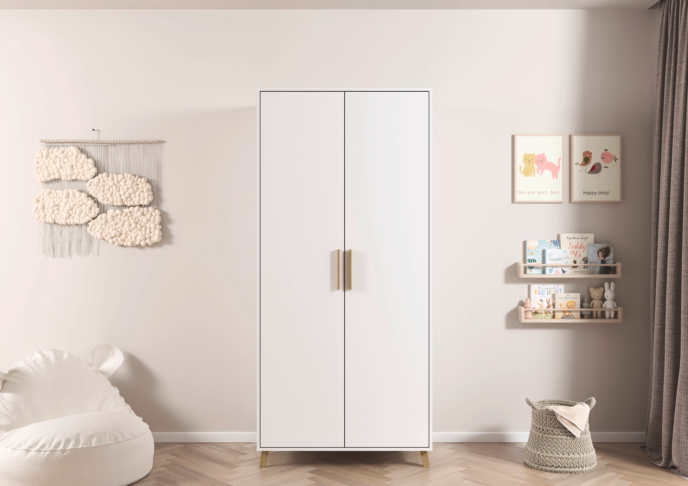 rauch Drehtürenschrank »Kleiderschrank Schrank Garderobe SHINJO Breiten 93/140/187 cm« in 3 verschiedenen Ausstattungen BASIC/CLASSIC/PREMIUM,  Griffe und Füße aus Massivholz, viel Stauraum MADE IN GERMANY