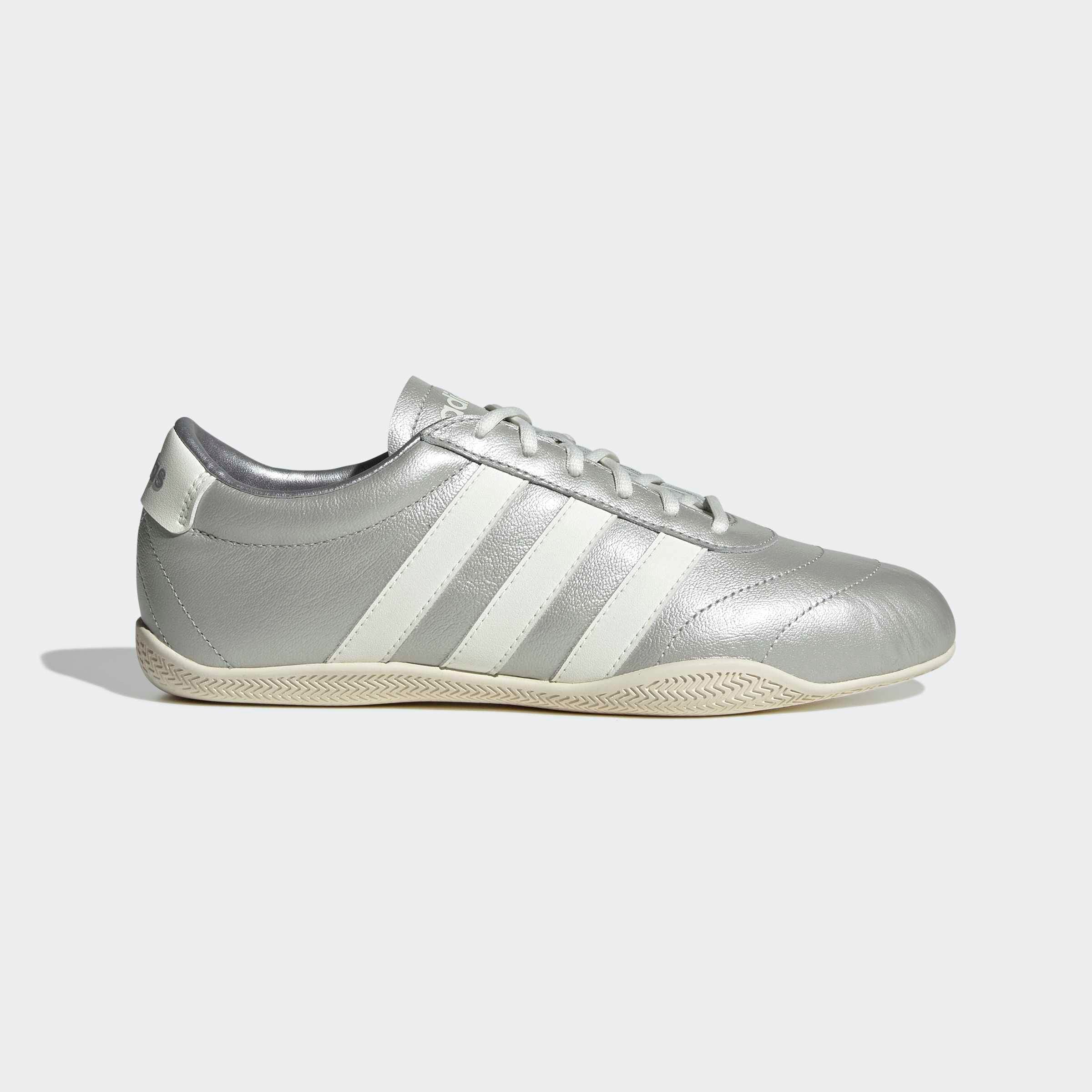 adidas Sportswear Sneaker »GRAND COURT LO«  Design auf den Spuren des adidas Superstar