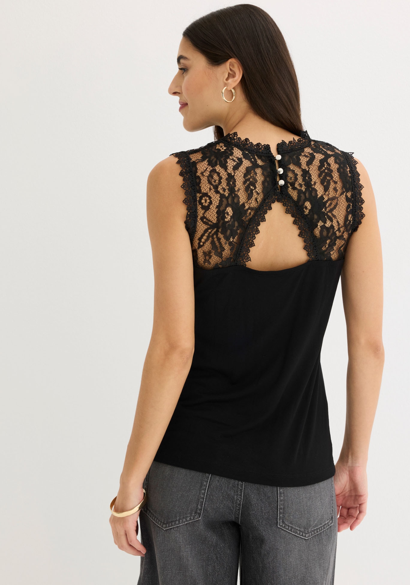 bonprix Shirttop 1 körperbetont, mit Spitzendetails, raffinierter Rückenverschluss