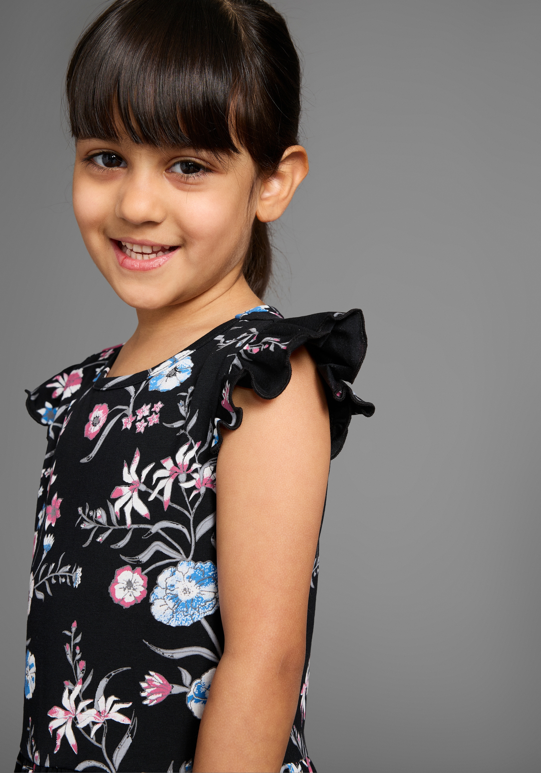 KIDSWORLD Jerseykleid »Shirtkleid im trendigen Allover-Muster«, mit Flügelärmeln