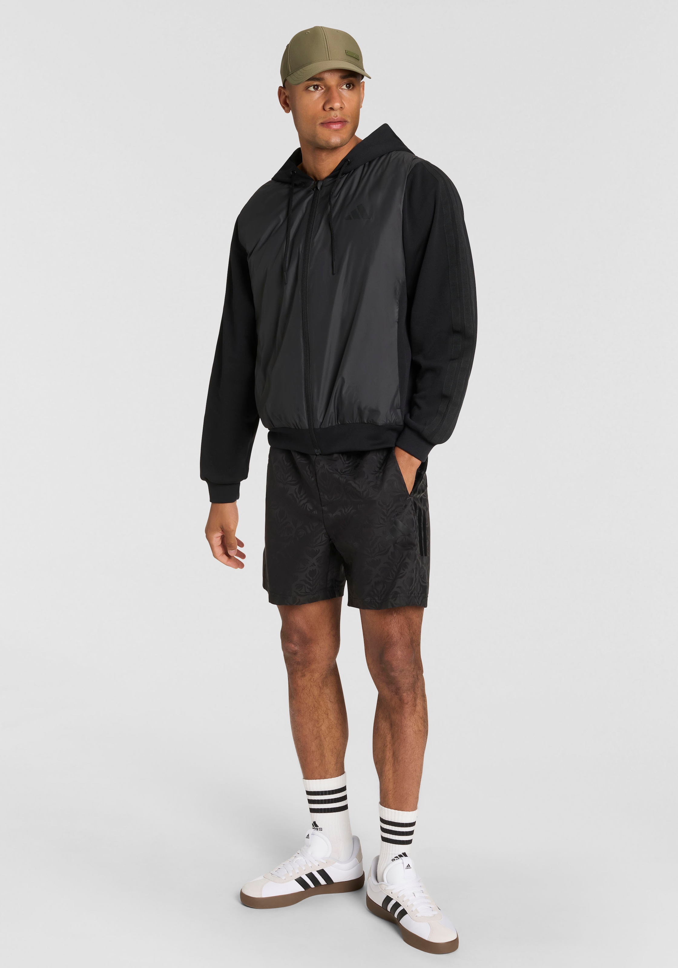 adidas Sportswear Shorts »M TIRO WV SH Q3«, (1 tlg.)