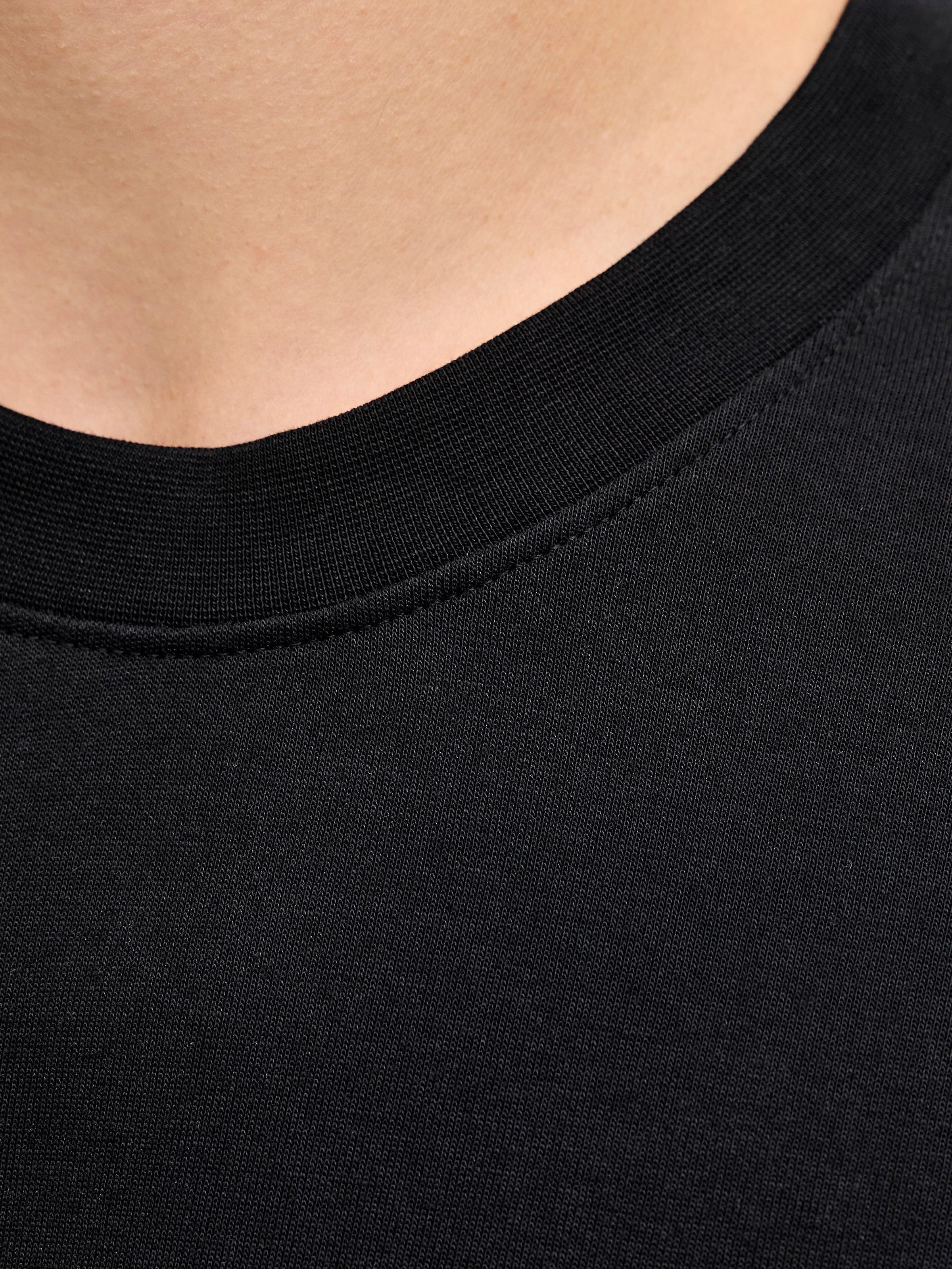 Jack & Jones Kurzarmshirt »JCOFUSION CHEST BRAND TEE SS CREW SN« Materialmix, regular fit