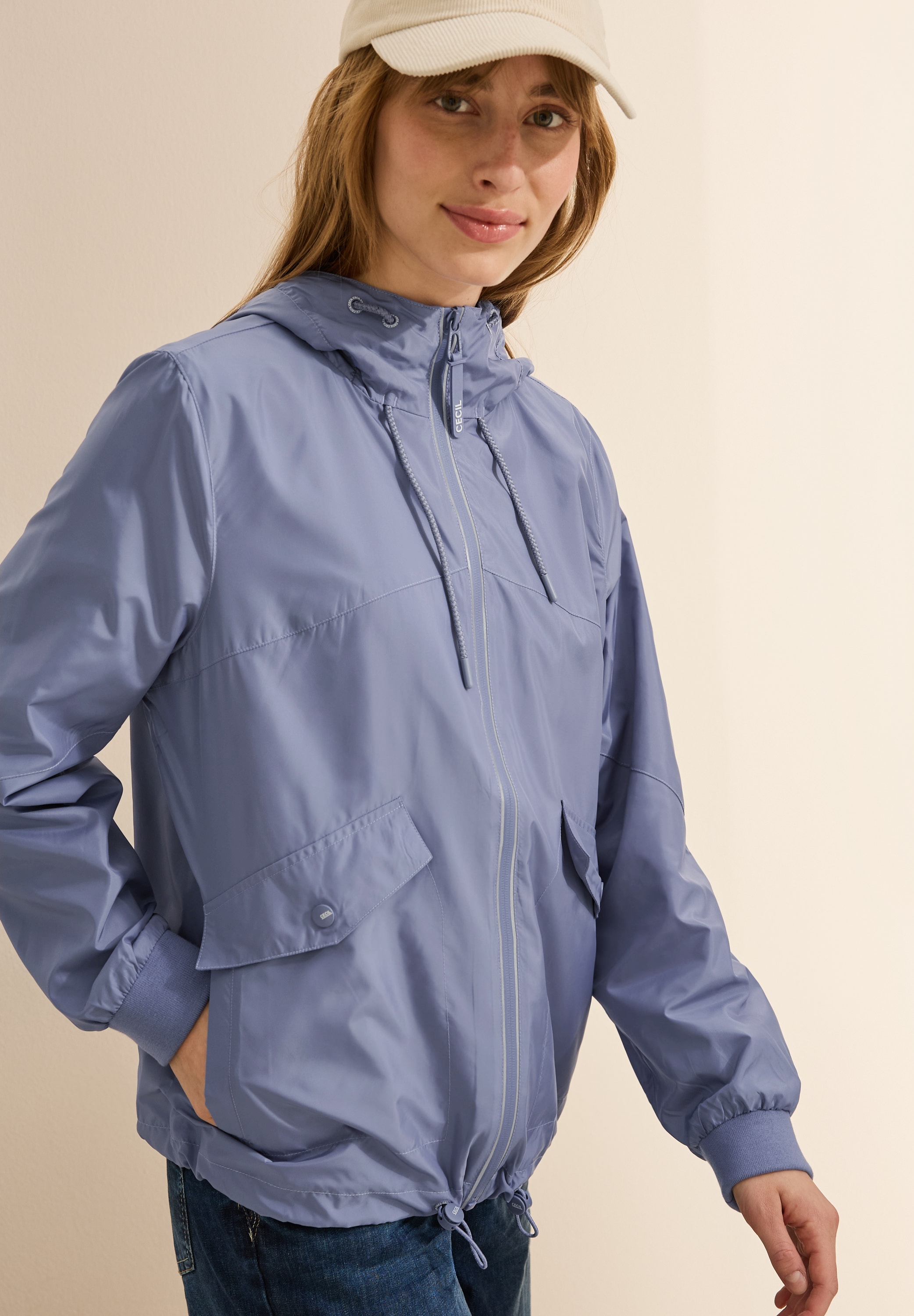 Cecil Windbreaker, mit Kapuze, mit Kapuze und Tunnelzug