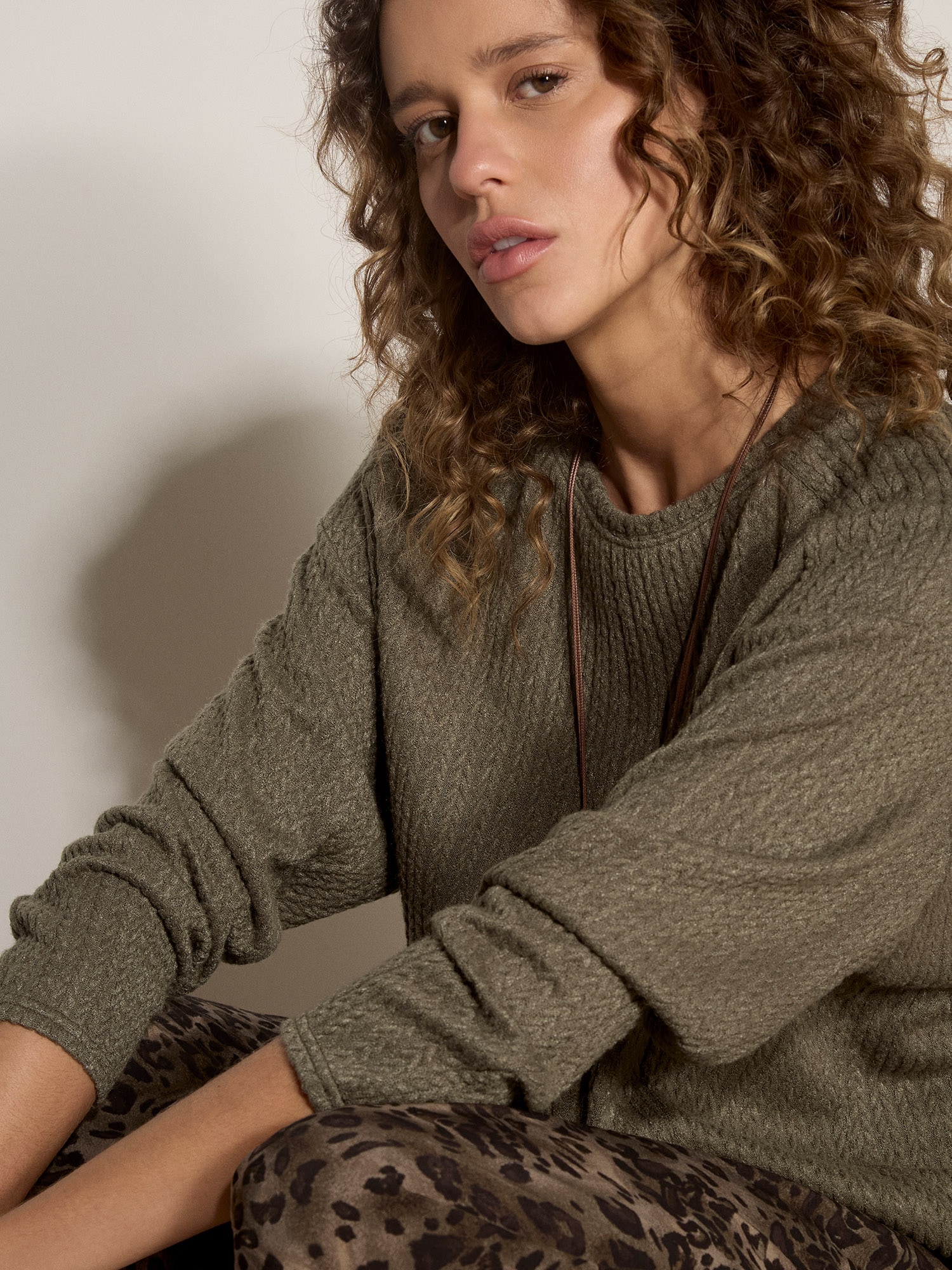 Apricot Strickpullover »Jersey-Oberteil aus Jacquard-Strick« 1 Stk. in Oversize-Passform
