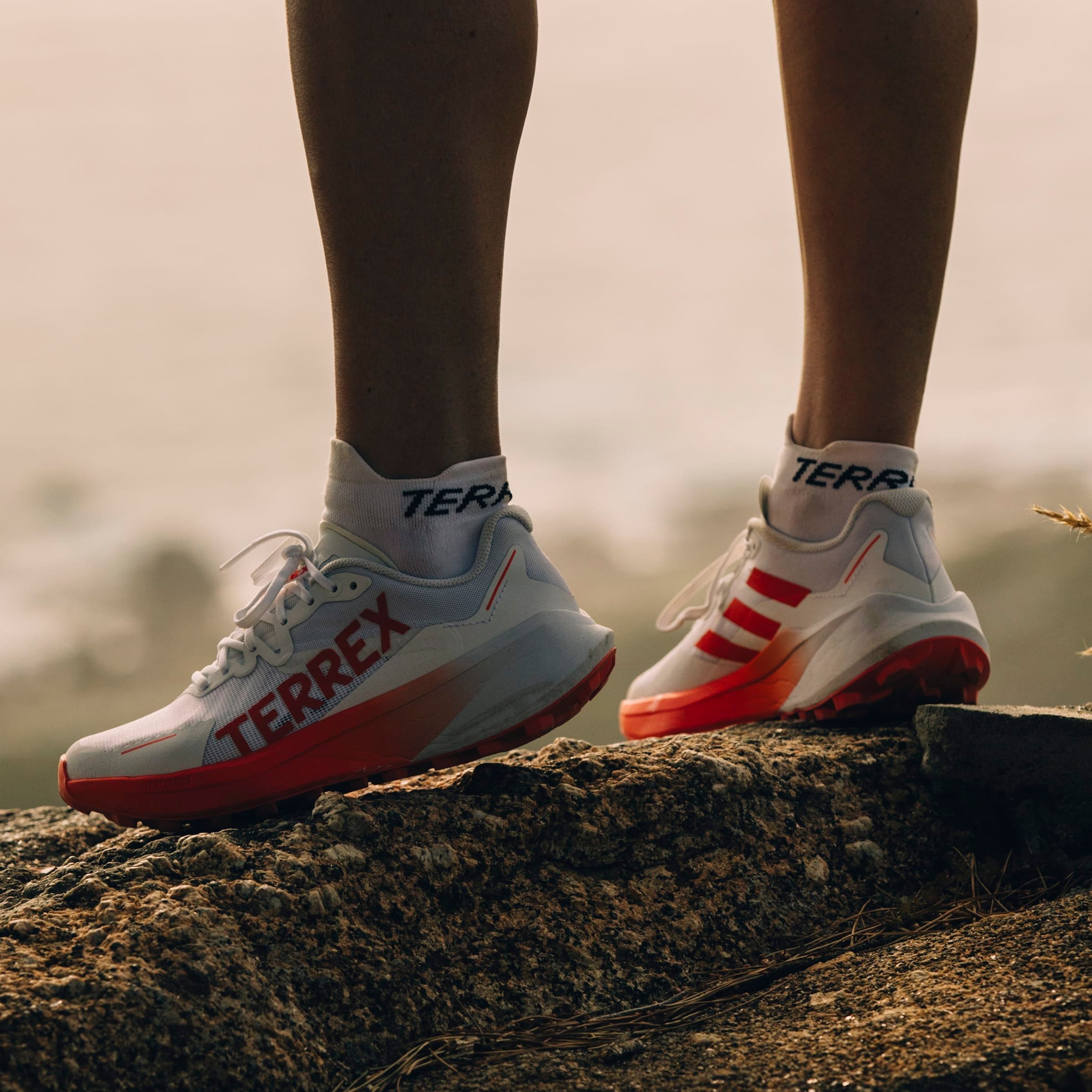 adidas TERREX Trailrunningschuh »TERREX AGRAVIC 3 TRAILRUNNING«, Trail-Runningschuhe