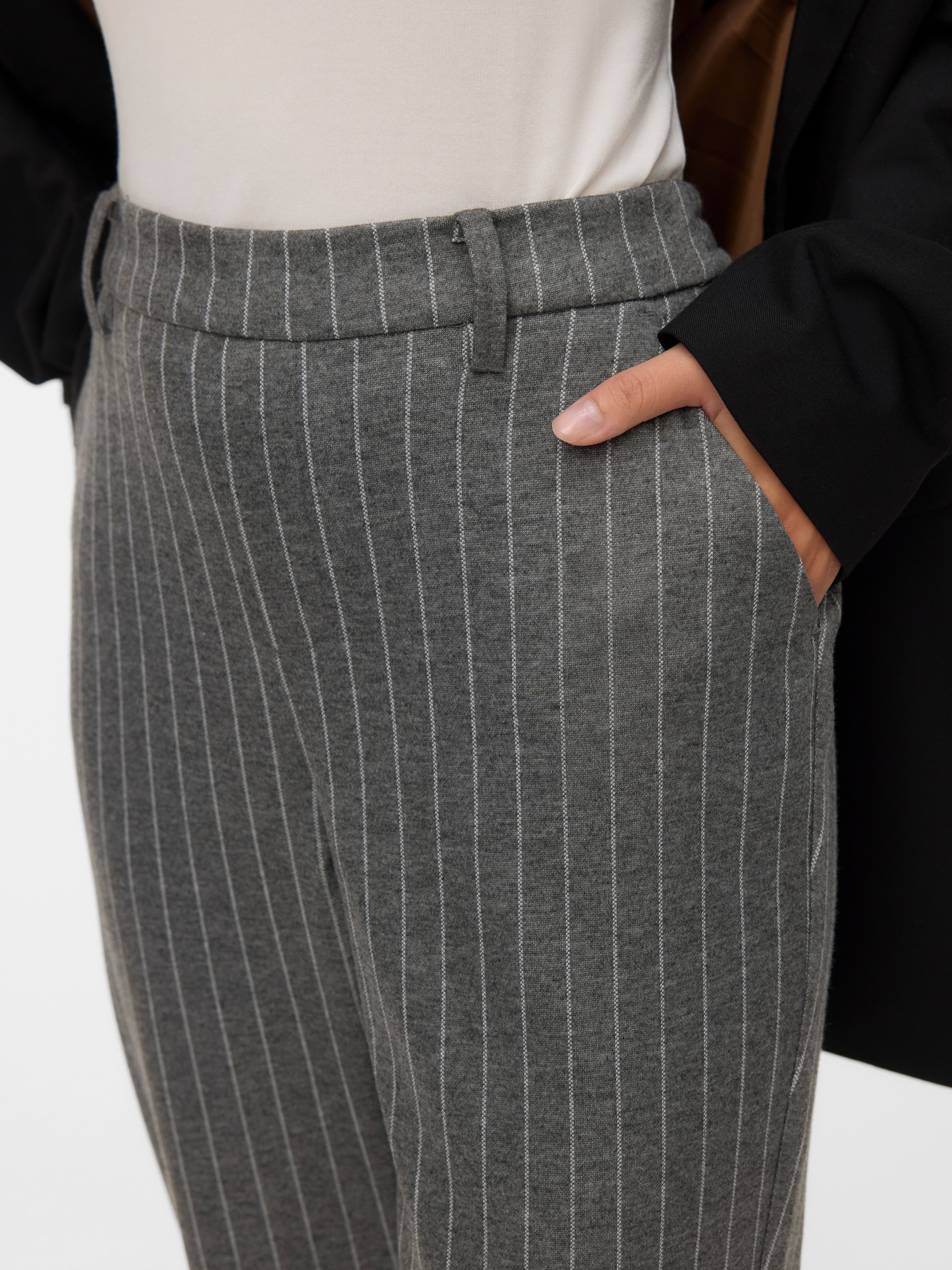 Vero Moda Anzughose »VMMAYA MACY MW LOOSE PANT NOOS«