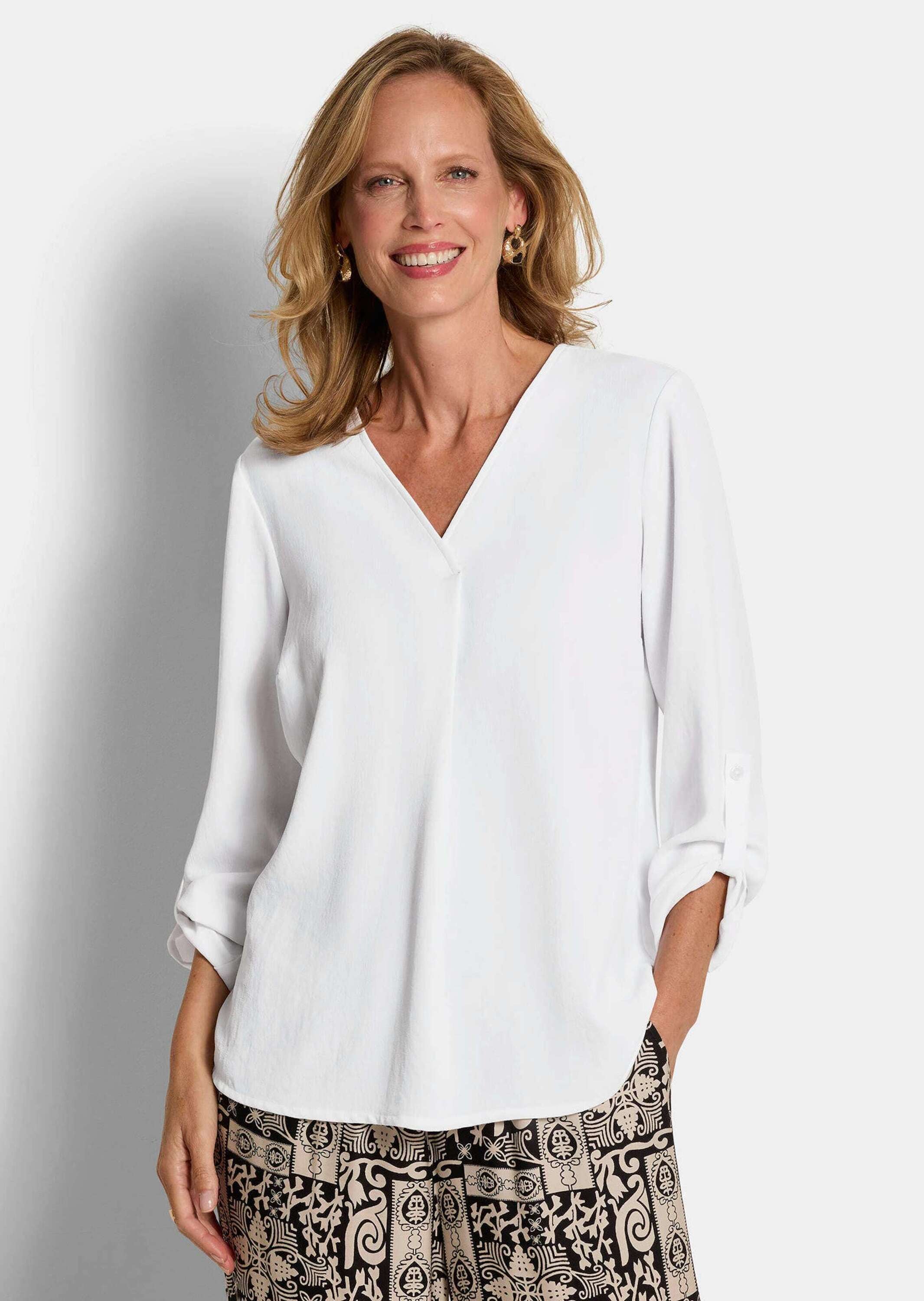 GOLDNER Schlupfbluse »Kurzgröße Elegante Basicbluse mit V-Ausschnitt« Krempelarm