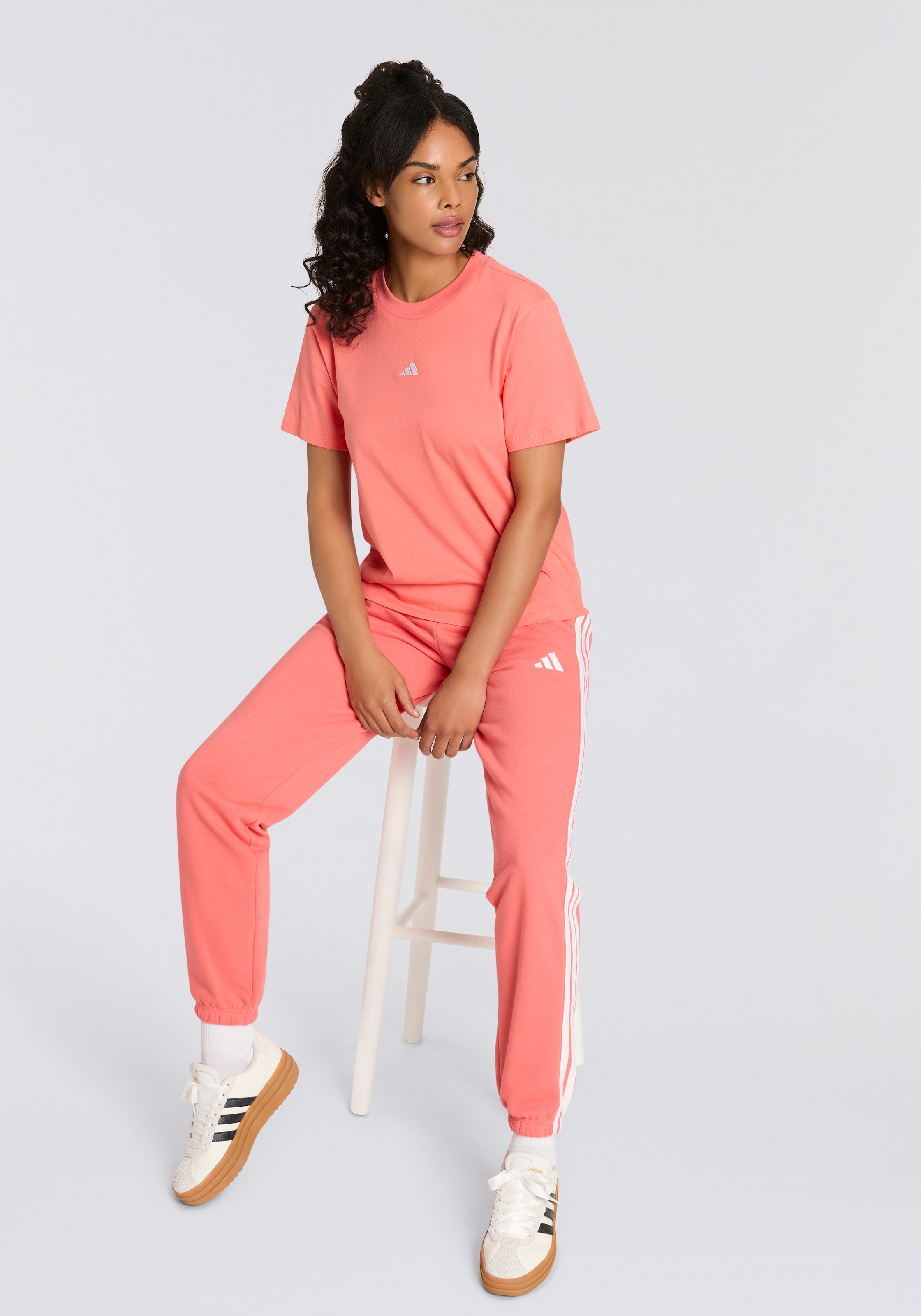 adidas Sportswear T-Shirt »W SL SJ T«, Basic T-Shirt