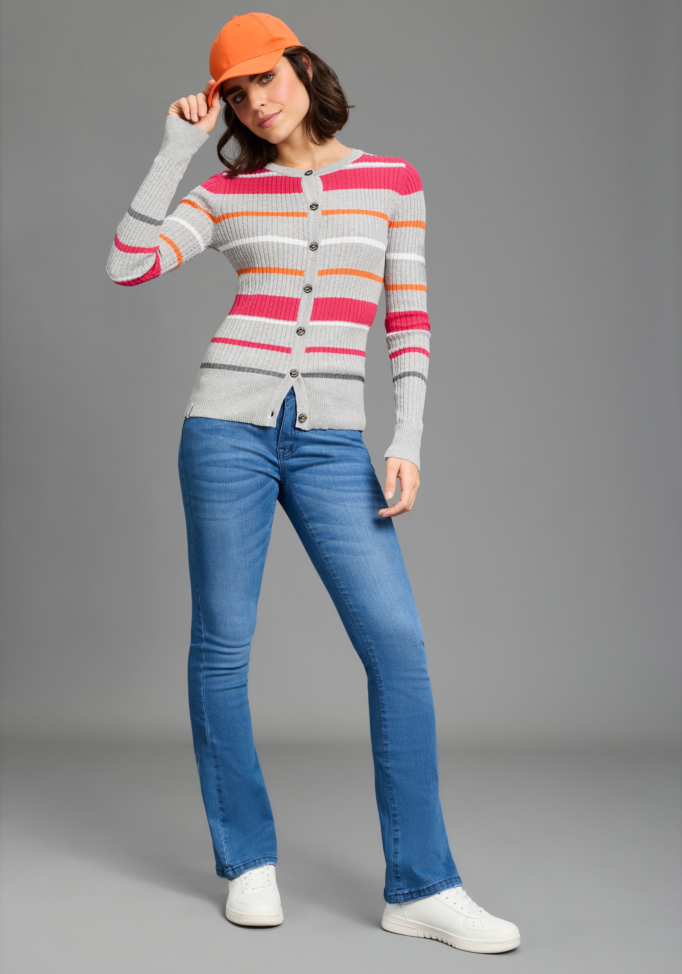 KangaROOS 5-Pocket-Jeans ausgestellte Beinform,  Used-Waschung,  normale Leibhöhe