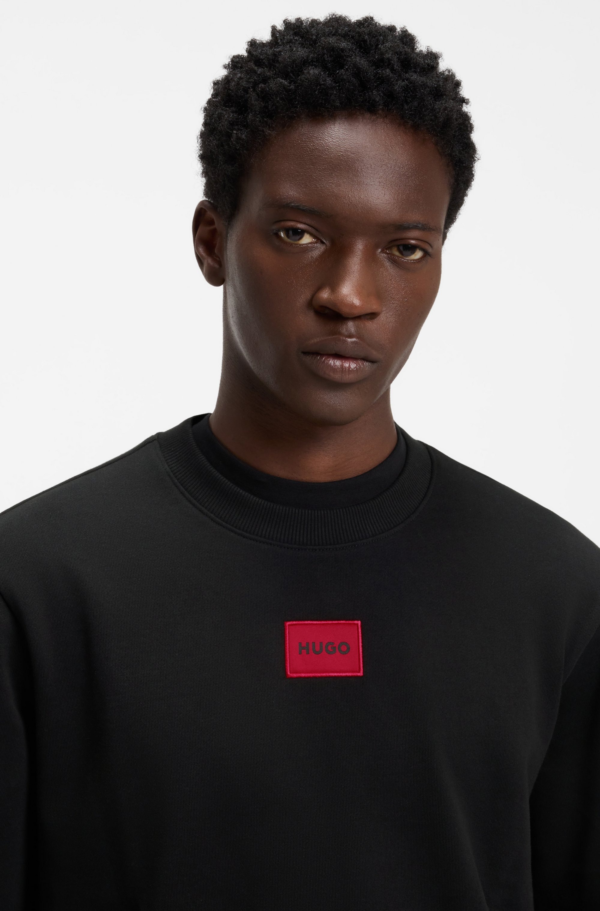 HUGO Sweatshirt »Diragol«, Rundhalsausschnitt, Regular Fit, HUGO Label
