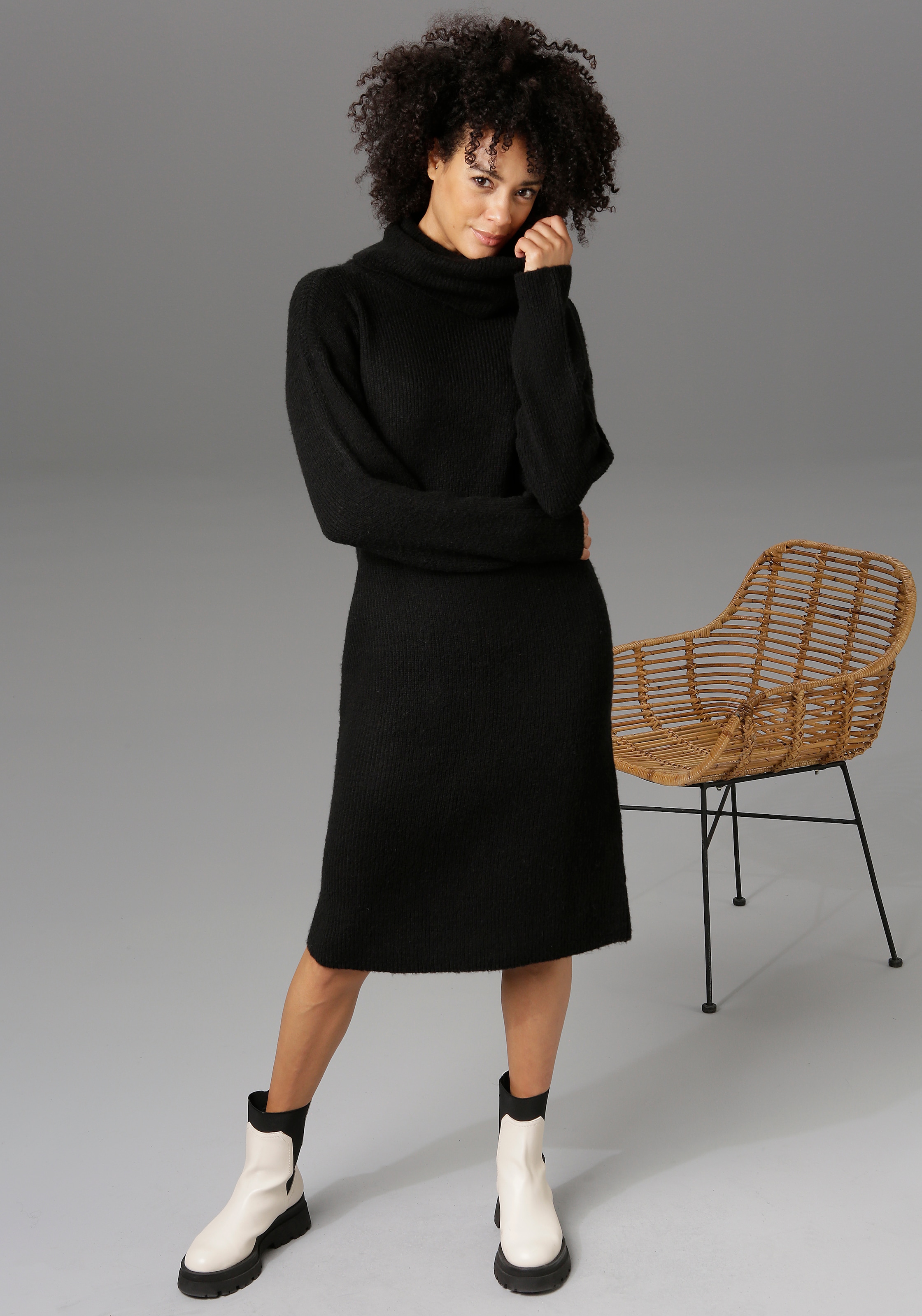 Aniston CASUAL Strickkleid, mit halsfernem Rollkragen im OTTO Online Shop