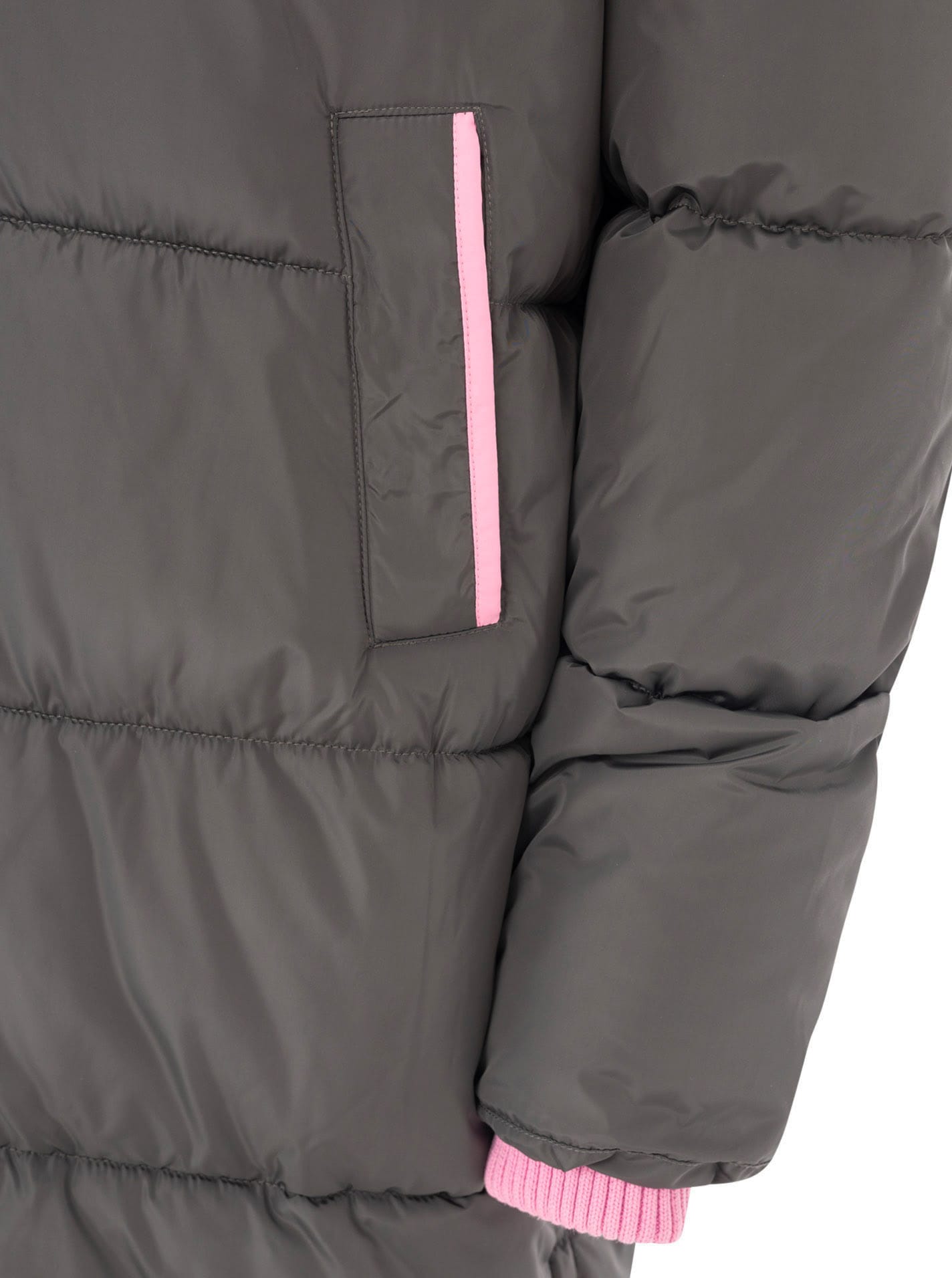 Zwillingsherz Steppmantel »„Cozy“« Kapuze, farbliche Details, Reißverschluss, elastische Bündchen