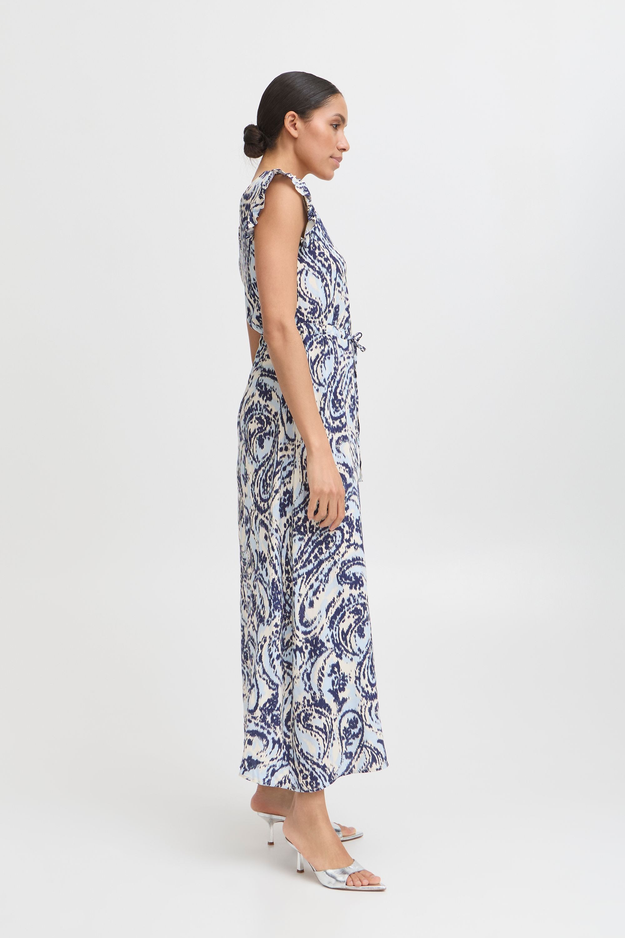 b.young Midikleid »Midikleid BYMMMJOELLA«