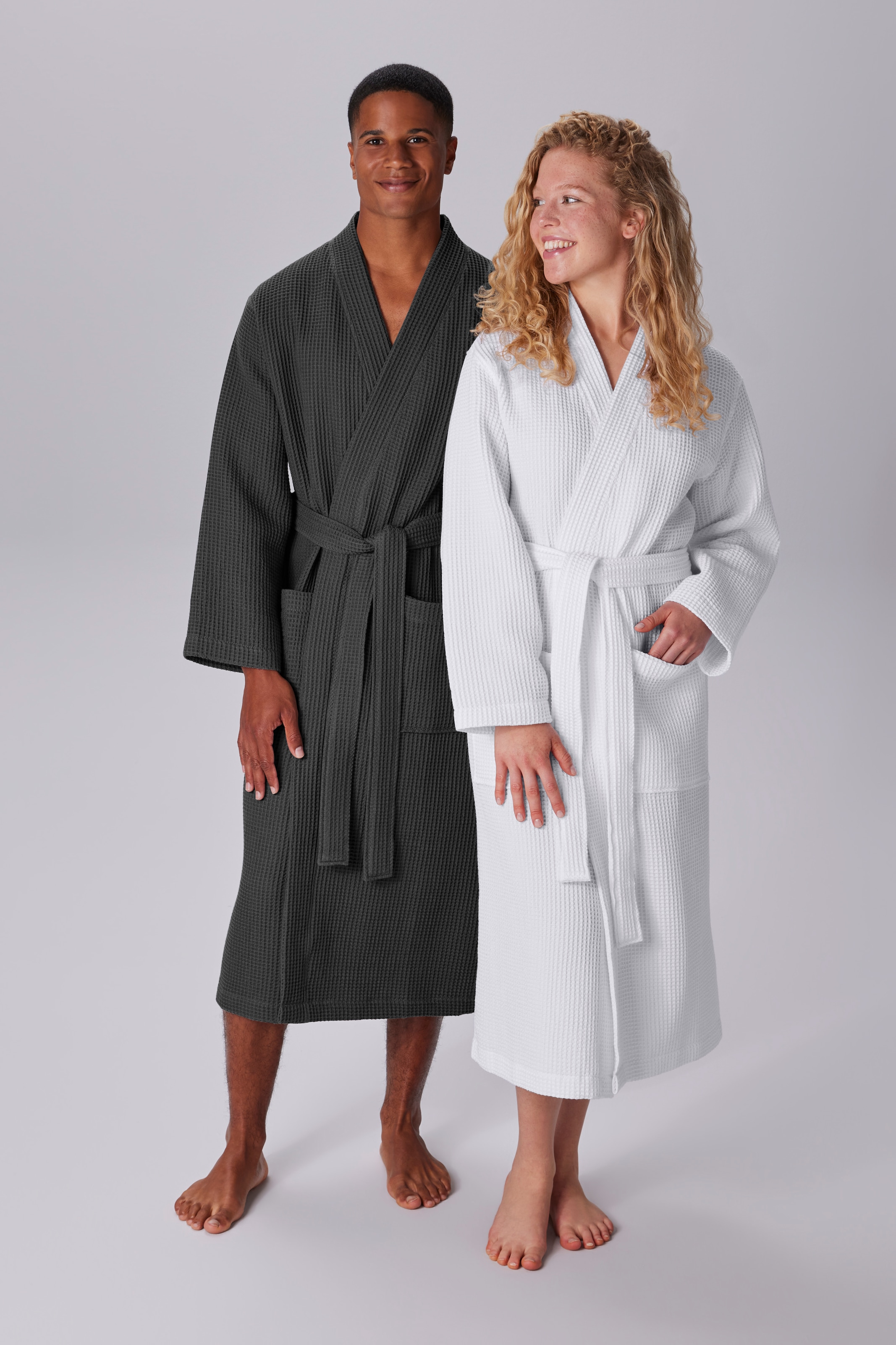 my home Unisex-Bademantel »Inga, Waffelpiqué, ideal für Sauna & Spa, Hotelbademantel«, (1 St.), kleines Packmaß, Taschen, Damen & Herren, S-3XL, Morgenmantel