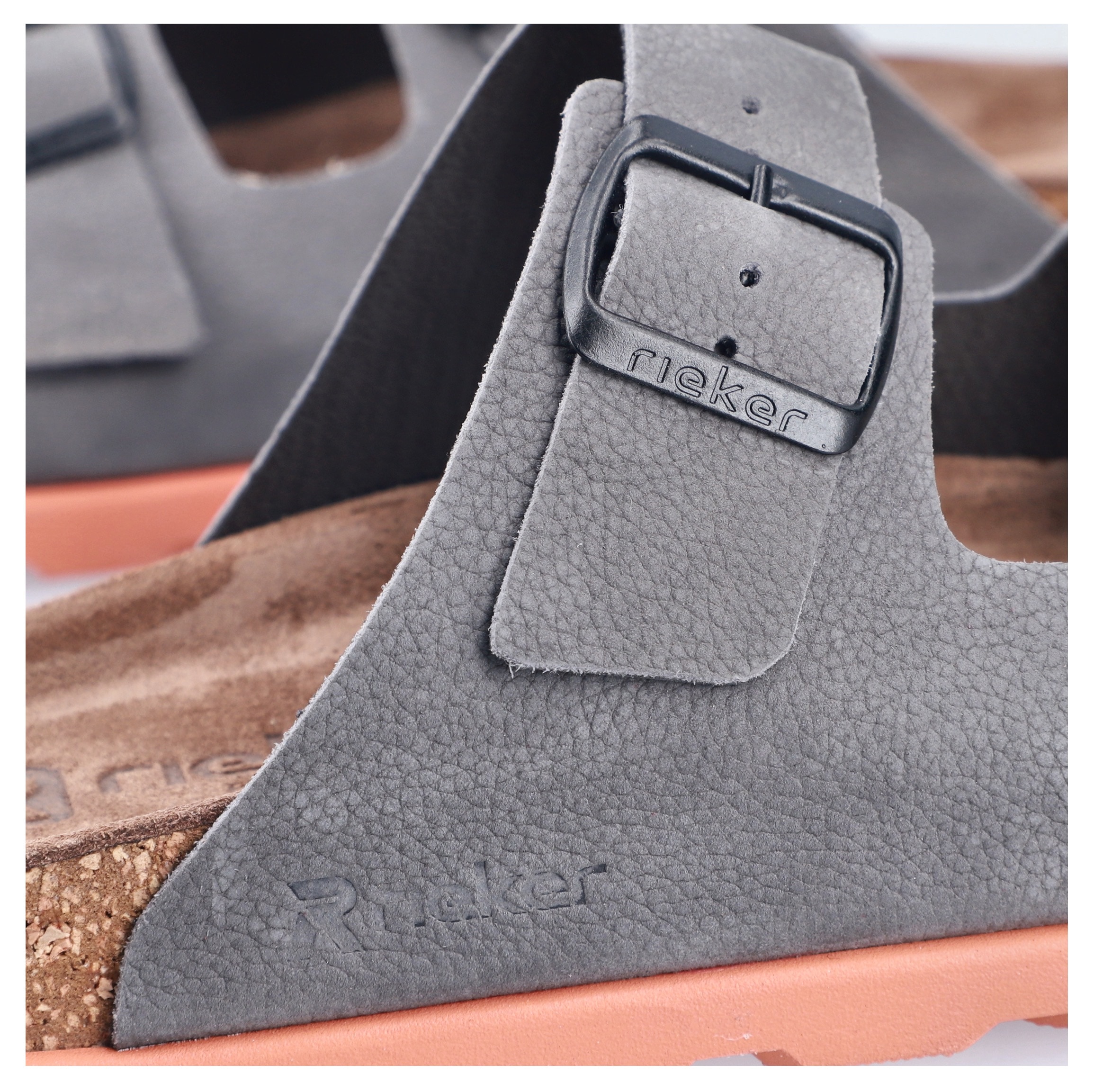 Rieker Pantolette  Sommerschuh, Strandschuh, Hausschuh mit bequemem Fußbett