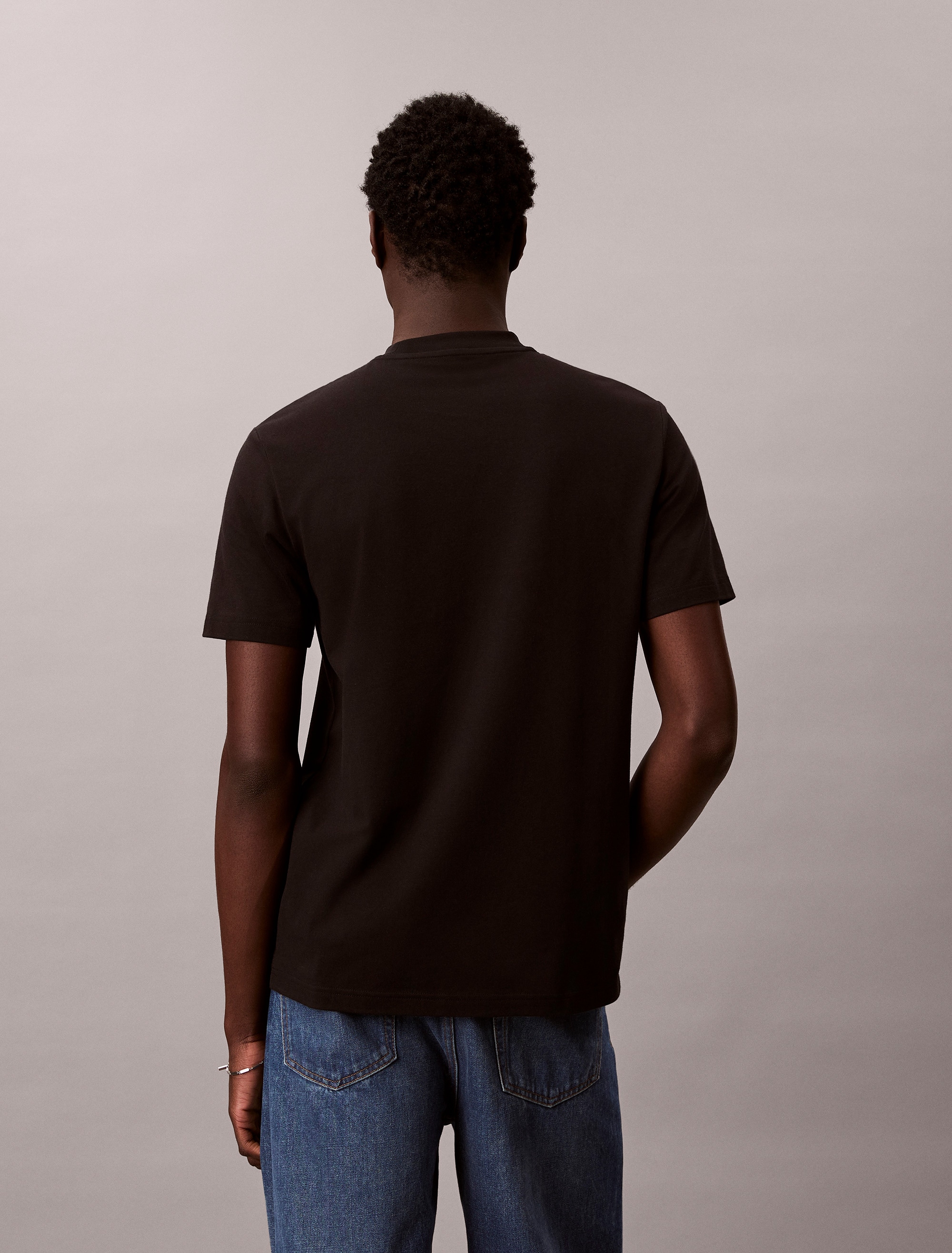 Calvin Klein Jeans T-Shirt Rundhalsausschnitt, Regular Fit, Logoschriftzug