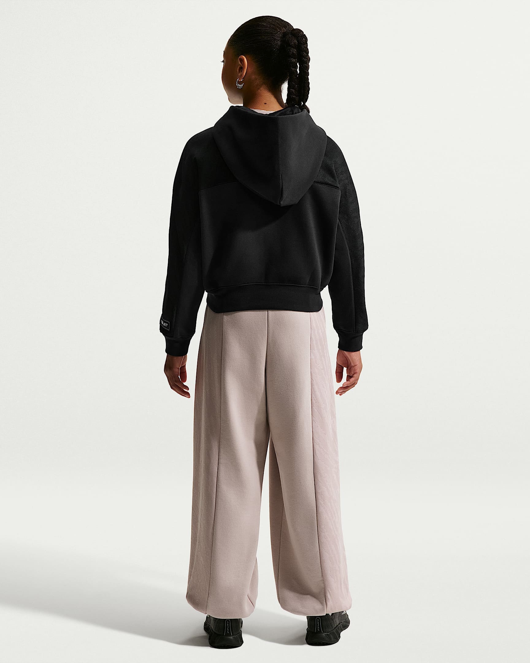 Nike Sportswear Sweatshirt »Nike Sportswear Big Kids' (Girls') Fleece Long-Sleeve Top«, für Kinder und Jugendliche, sportlicher Stil, mit weichem Fleece
