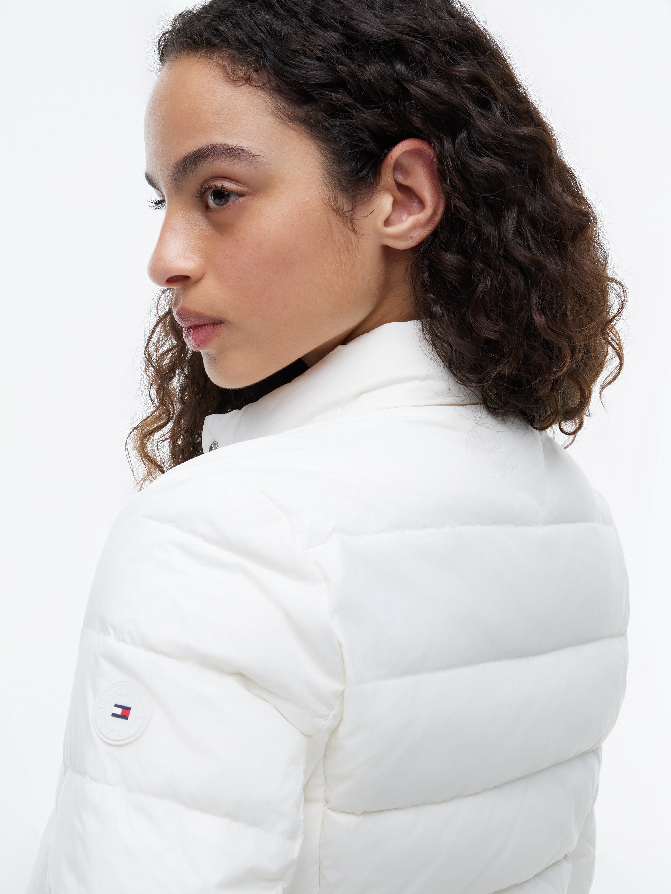 Tommy Hilfiger Daunenjacke »LW DOWN PACKABLE JACKET« ohne Kapuze aus pflegeleichter Kunstfaser, leichte Steppqualität