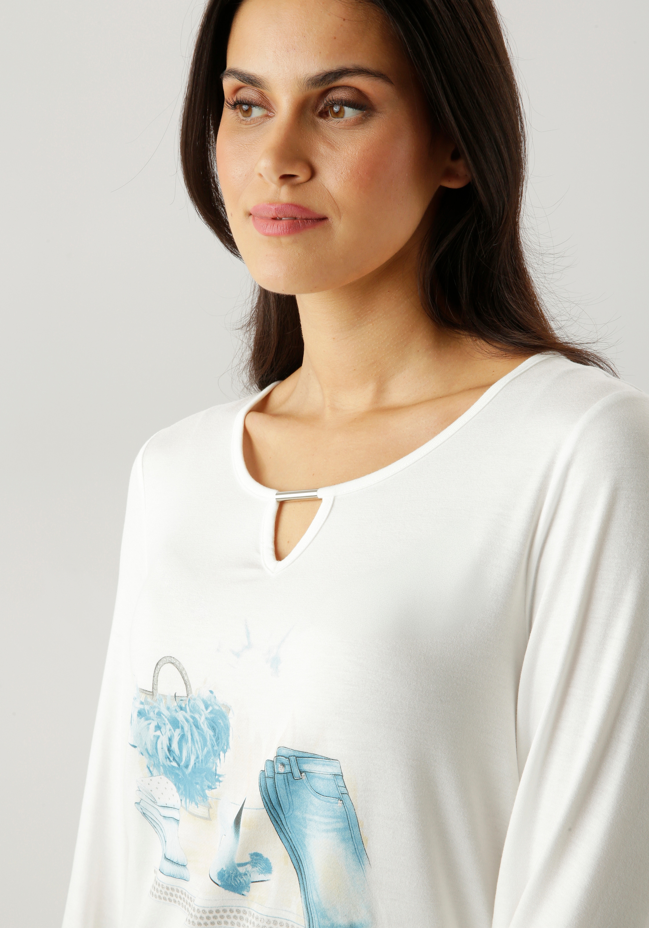 Aniston SELECTED Langarmshirt mit Cut-out und modischen Frontprint mit Glitzer - NEUE KOLLEKTION