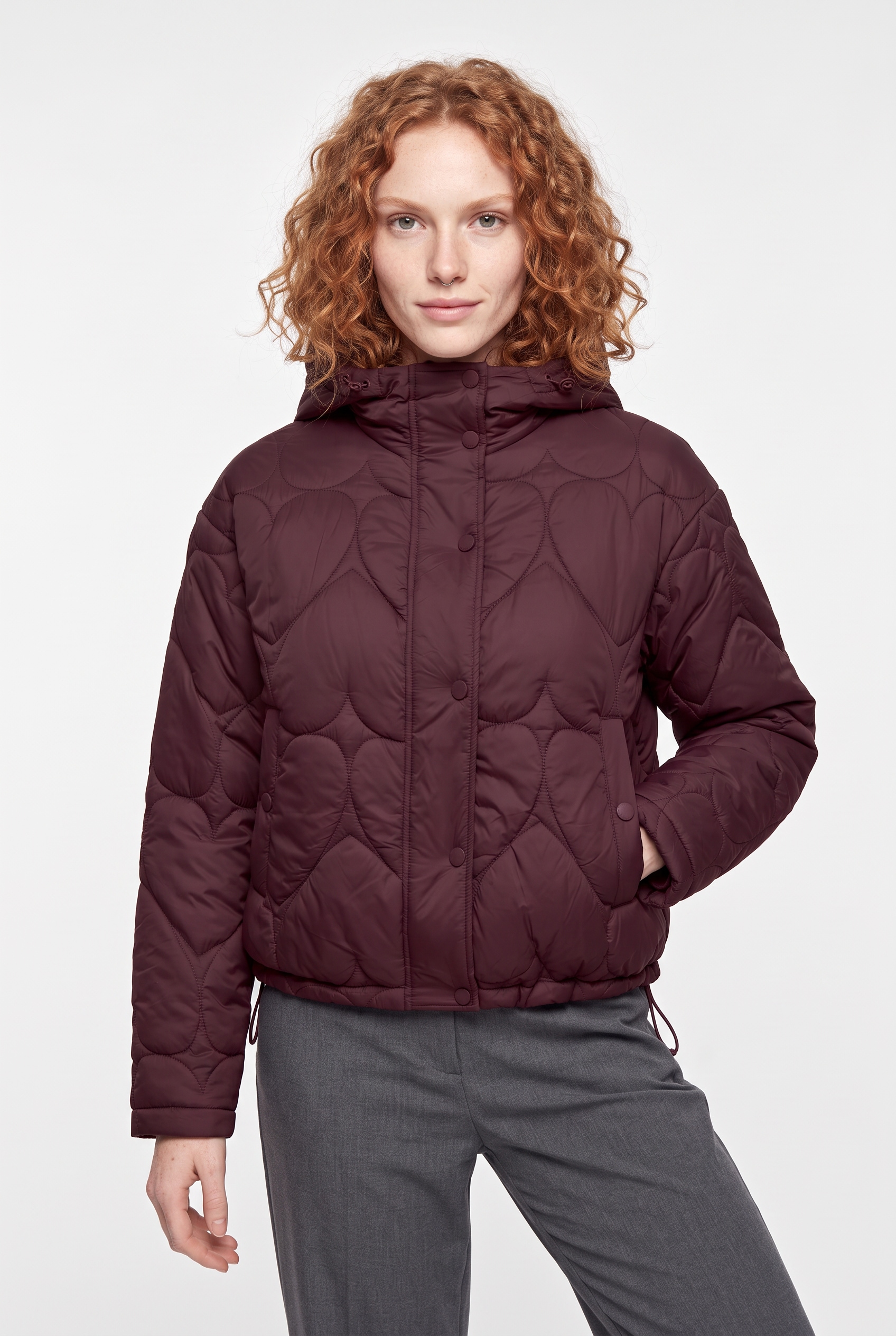 ONLY Steppjacke »ONLTAHIA LW HEART HOOD JACKET CC OTW« mit Kapuze Kunstfaser