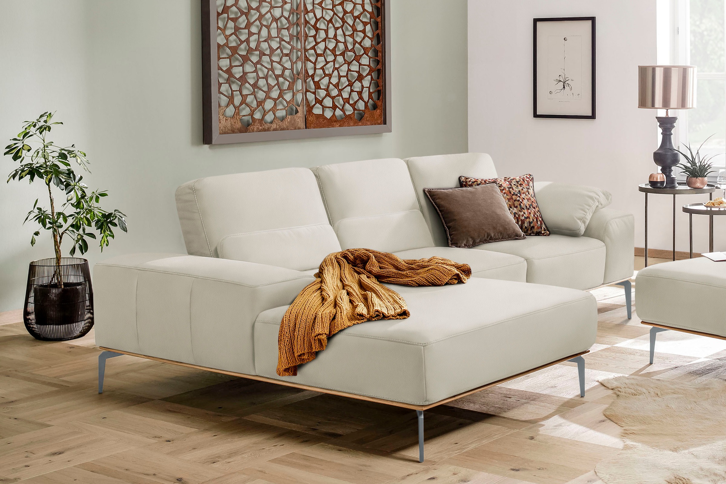 W.SCHILLIG Ecksofa »run, Designsofa mit tollem Sitzkomfort, bequem, L-Form«, mit elegantem Holzsockel, Füße in Silber matt, Breite 279 cm