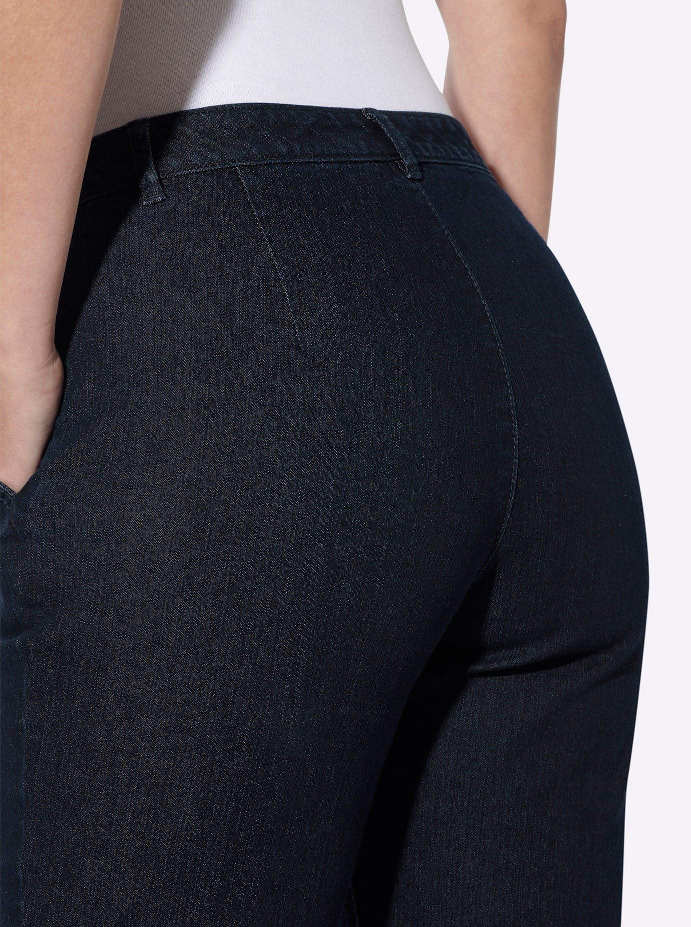 Classic Basics Bequeme Jeans 1
