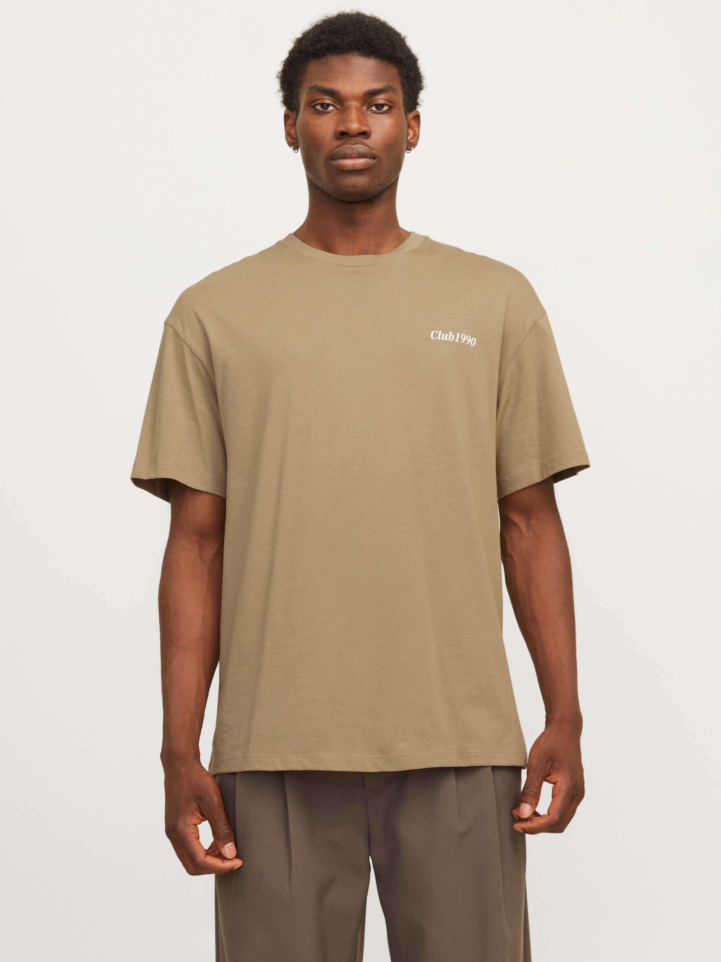 Jack & Jones Rundhalsshirt »JJEBRADLEY GRAPHIC TEE SS O-NECK NOOS« mit Front und Back Print