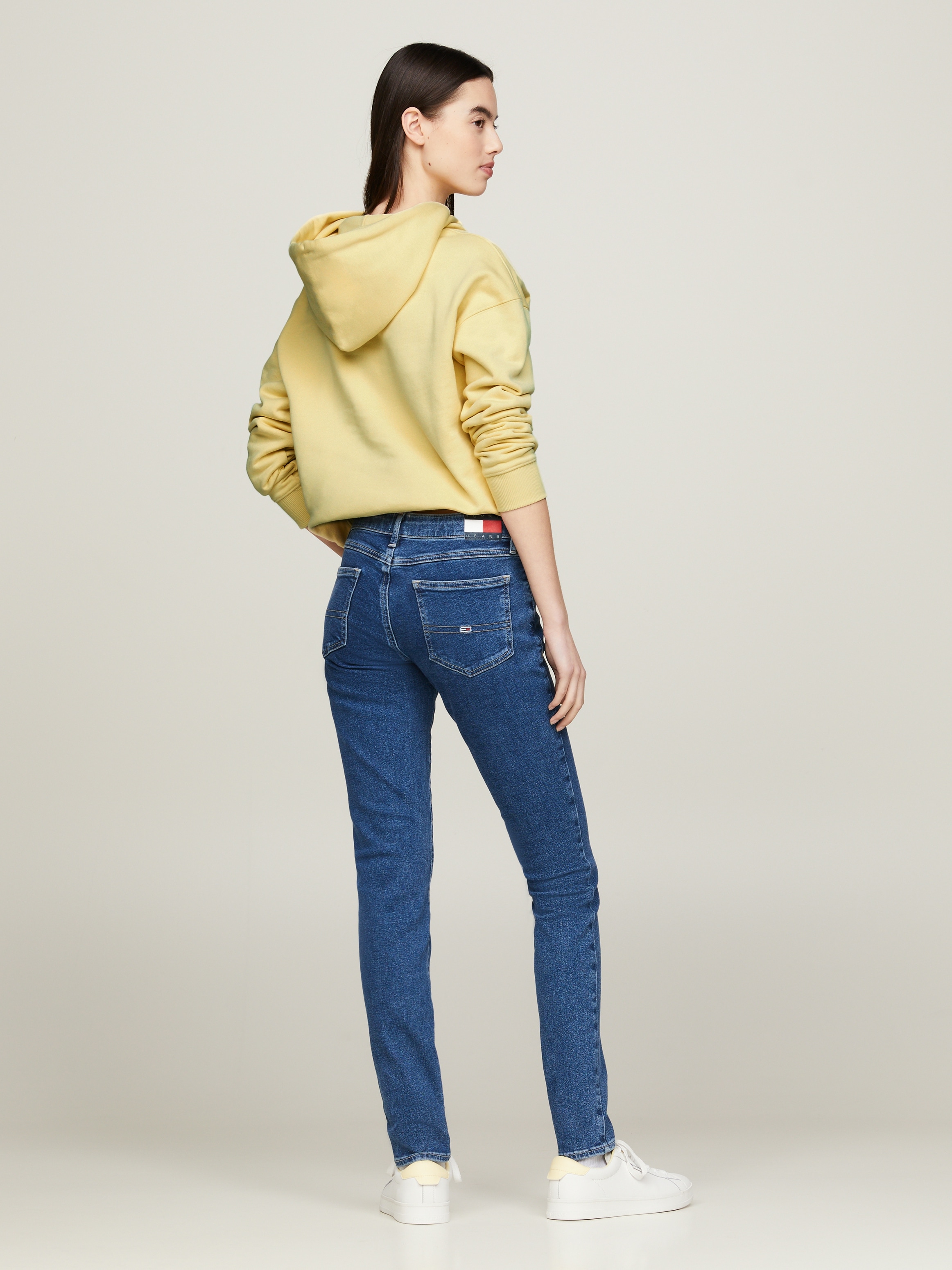 Tommy Jeans Slim-fit-Jeans »Skinny Jeans Marken Low Waist Mittlere Leibhöhe«, mit Faded-Out Effekten