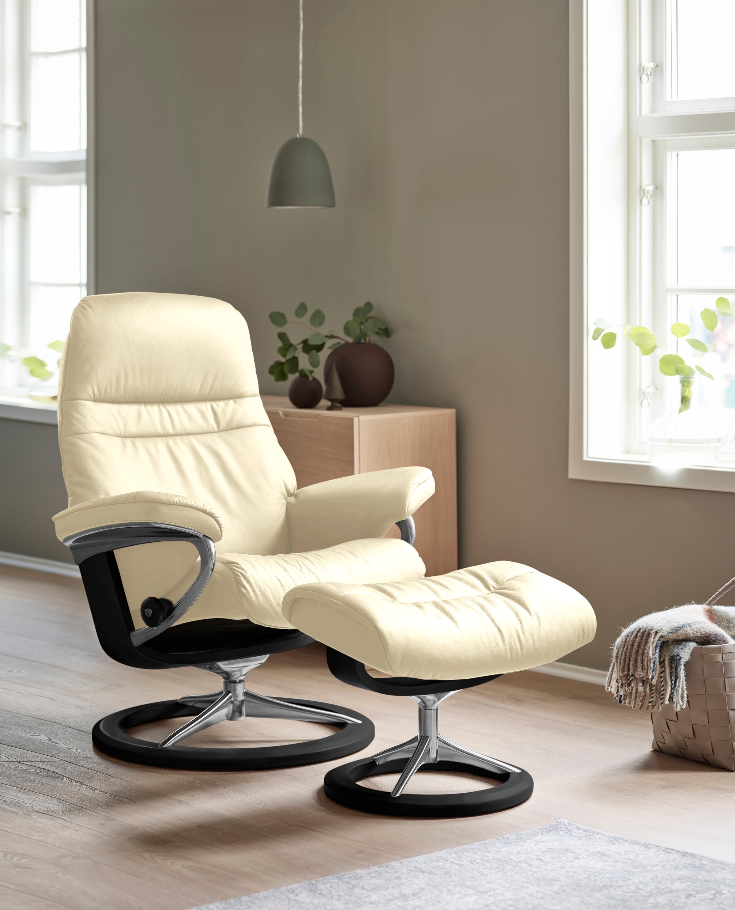 Stressless® Relaxsessel »Sunrise«, (Set, Relaxsessel mit Hocker), mit Signature Base, Größe M, Gestell Schwarz
