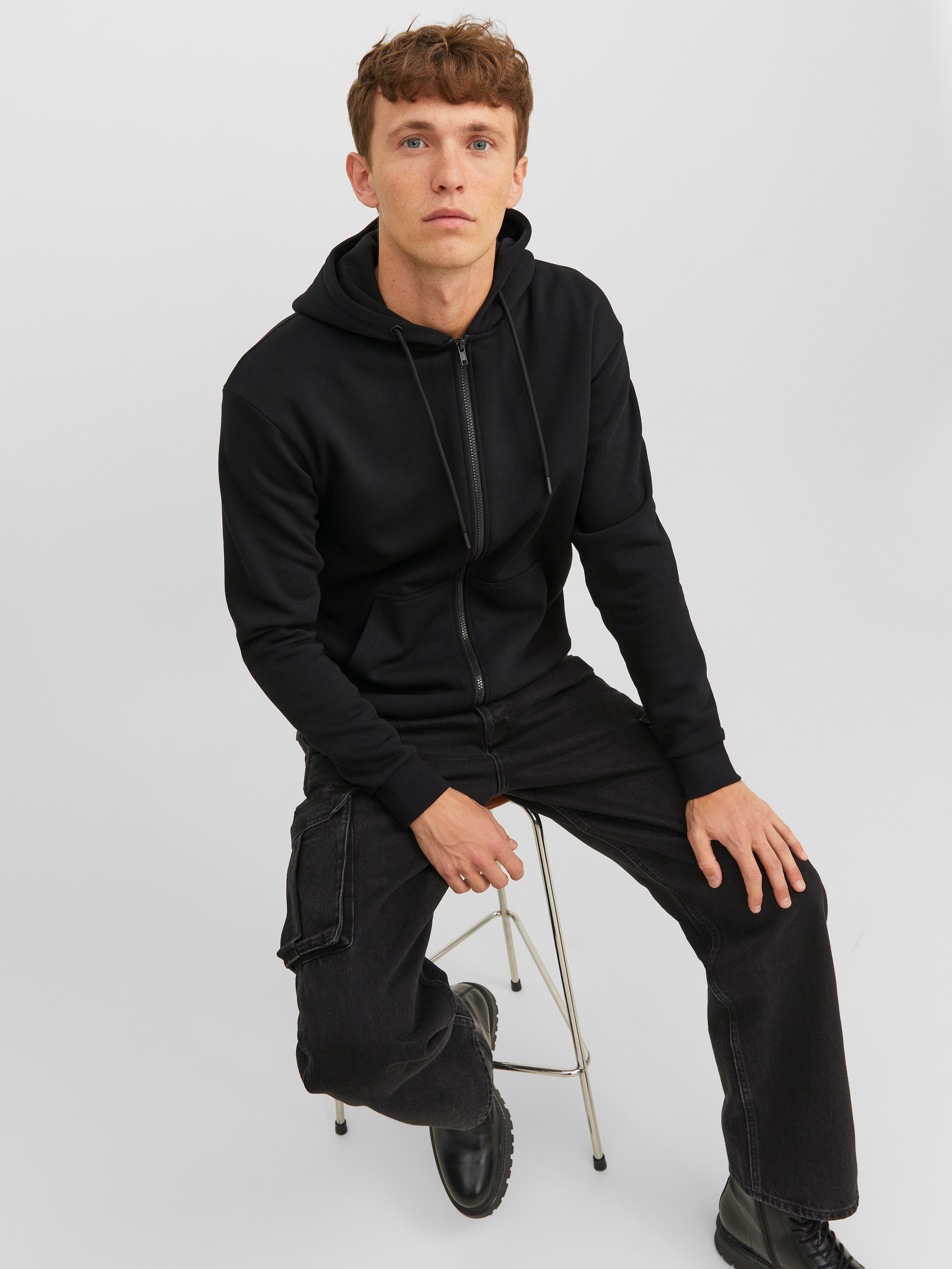 Jack & Jones Kapuzensweatjacke »JJEBRADLEY mit Kapuze, ideal für kalte Jahreszeit« Materialmix, relaxed fit
