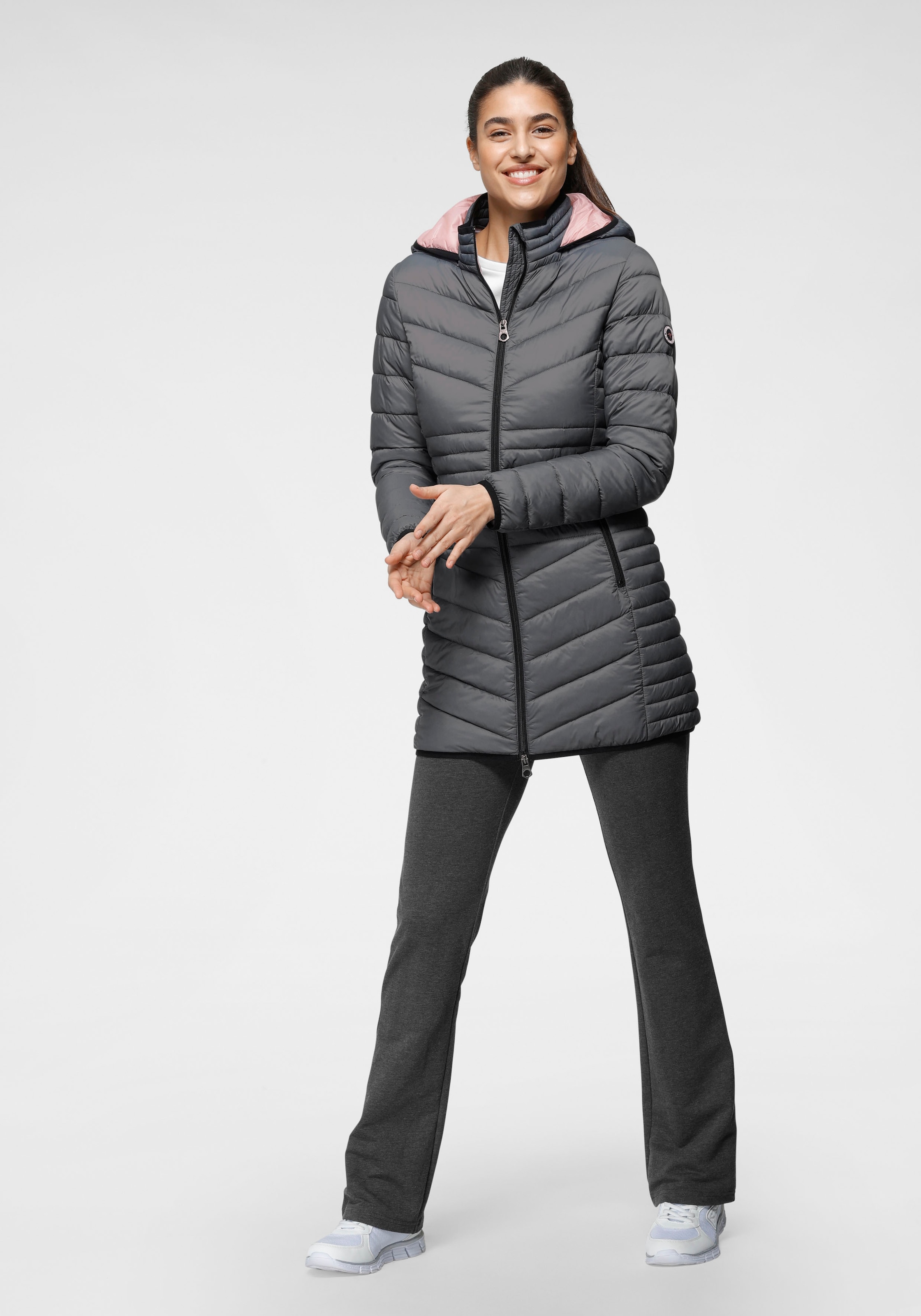 KangaROOS Steppjacke, mit Kapuze, für den Übergang, aus leichtem Webmaterial, figurbetonter Schnitt