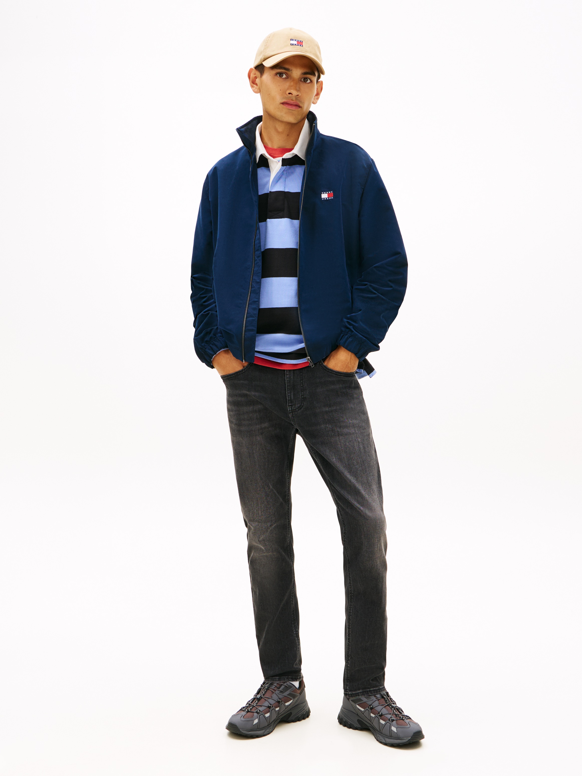 Tommy Jeans Tapered-fit-Jeans »Austim Slim Tapered« mit Logostickereien