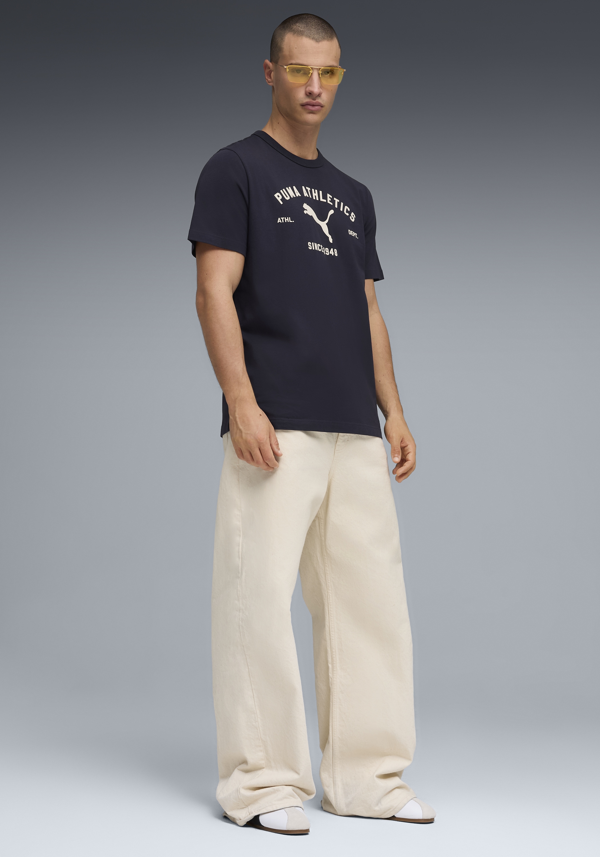 PUMA T-Shirt »CLASS GRAPHIC TEE« Regular Fit, Kurzarm, mit Rundhalsausschnitt, mit Print-Applikation