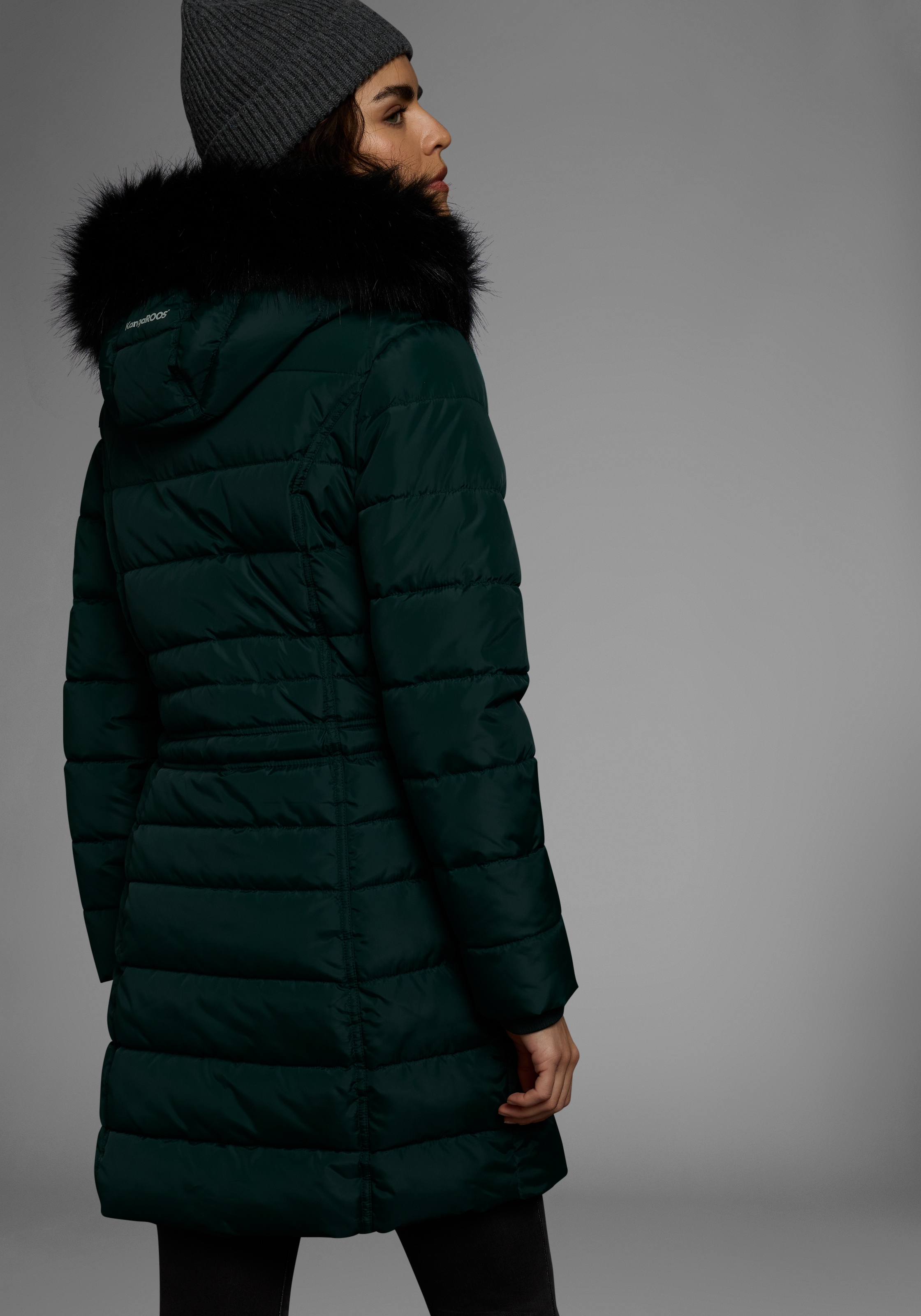 KangaROOS Steppjacke, mit Kapuze, figurbetonter Schnitt, mit Reißverschlusstaschen