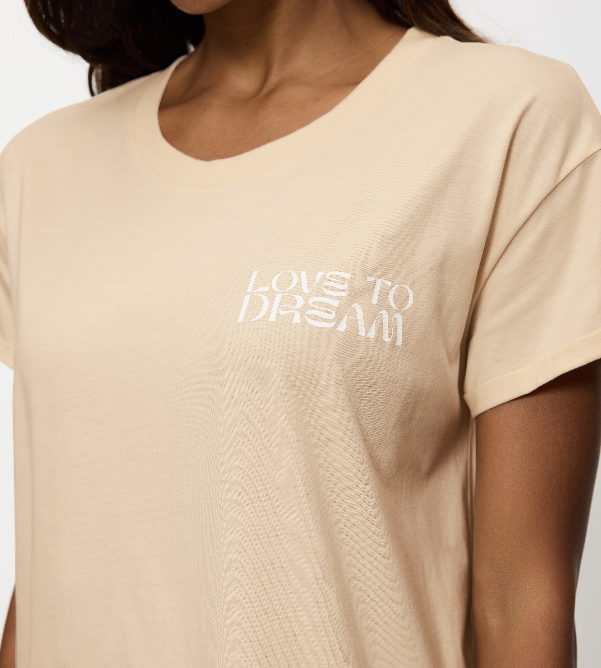 Triumph Nachthemd »Nightdresses NDK X« Ohne Taschen weich, atmungsaktiv, gerippter Rundhalsausschnitt, Kurzarm