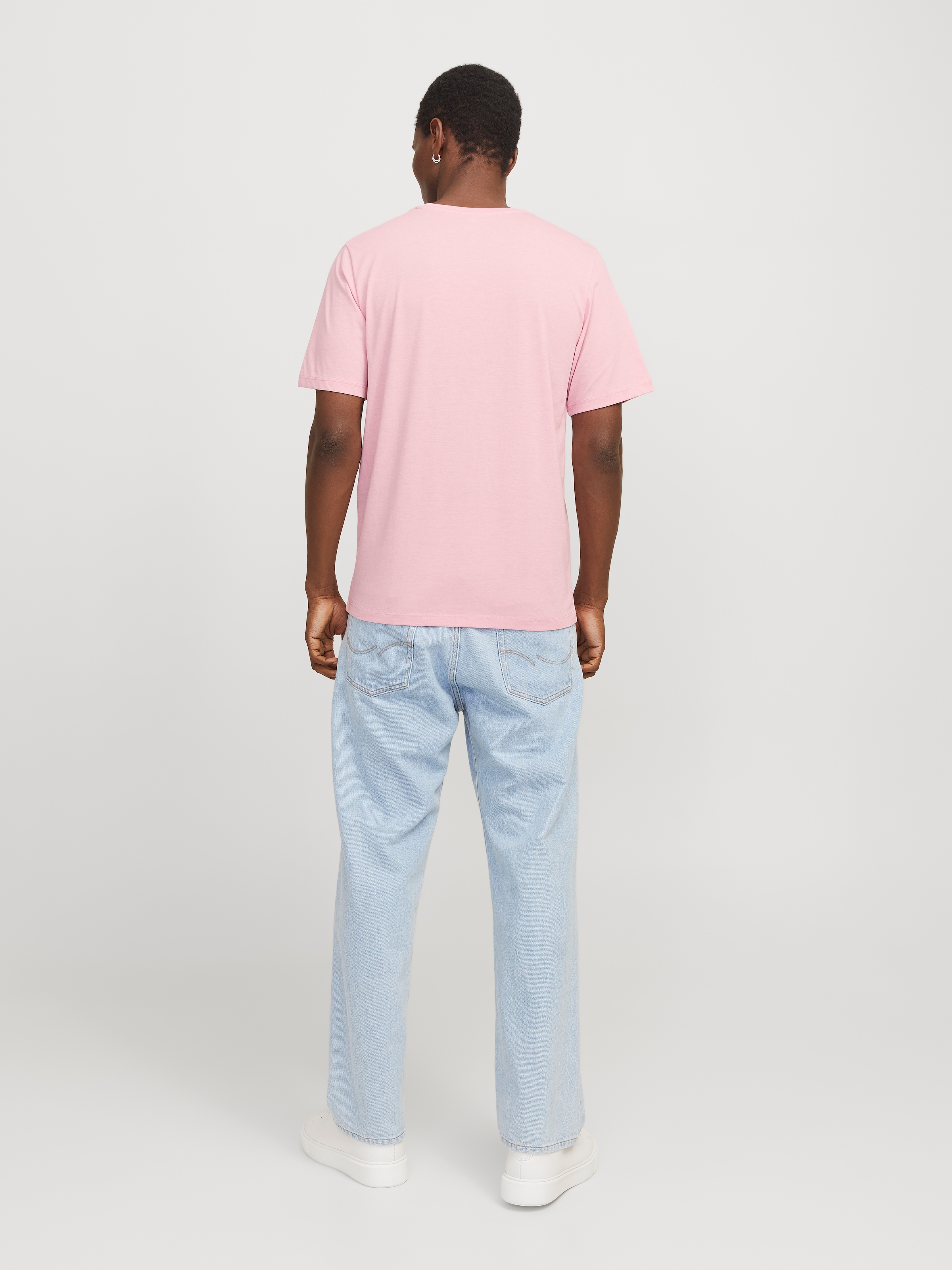 Jack & Jones Rundhalsshirt »JJELOGO TEE SS O-NECK 2 COL SS25 SN«, mit Logo Print