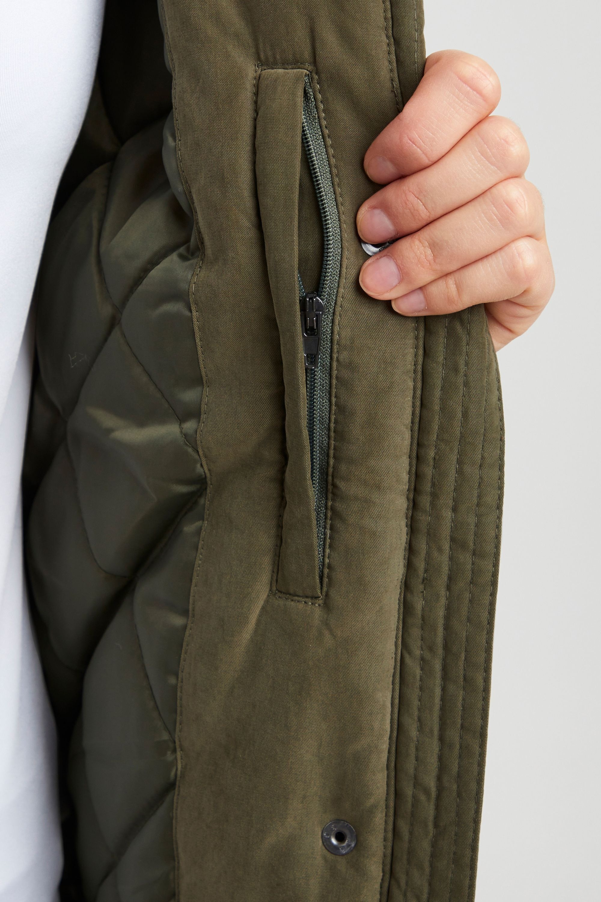 OXMO Winterjacke »Winterjacke OXLona«, mit Kapuze