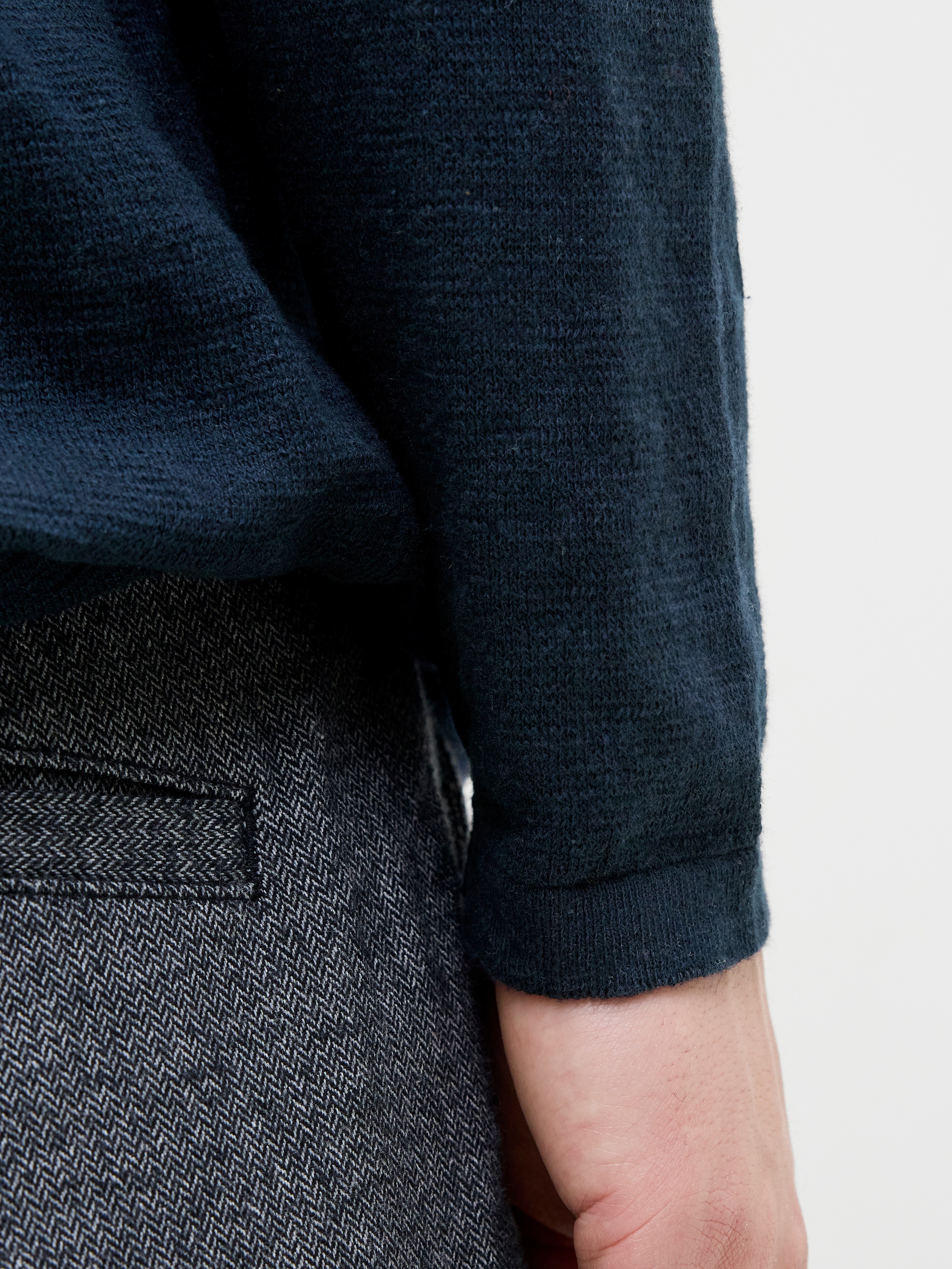 Jack & Jones »JJESUMMER KNIT CREW NECK SN« mit Rundhalsausschnitt