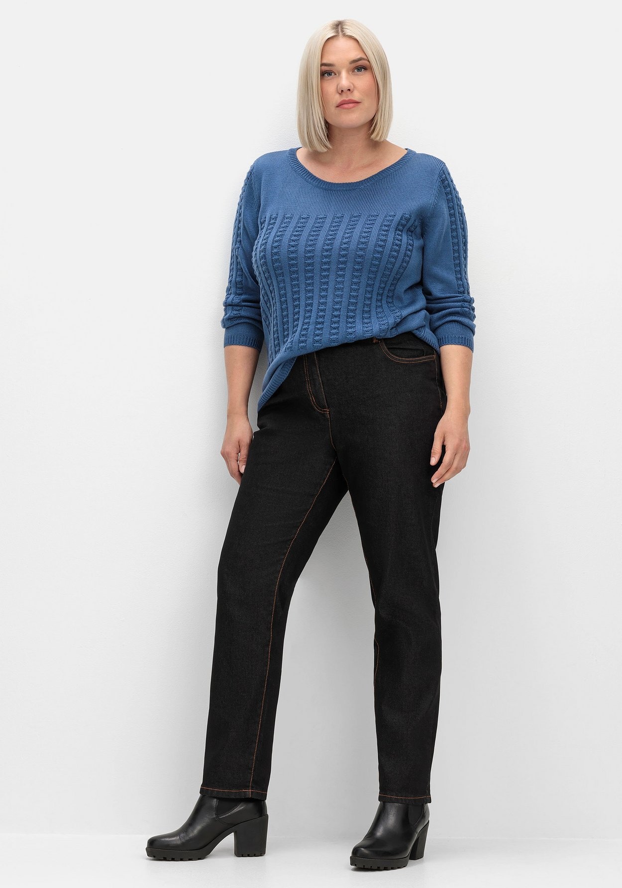 Sheego Rundhalspullover »Pullover mit 3D-Strickmuster«