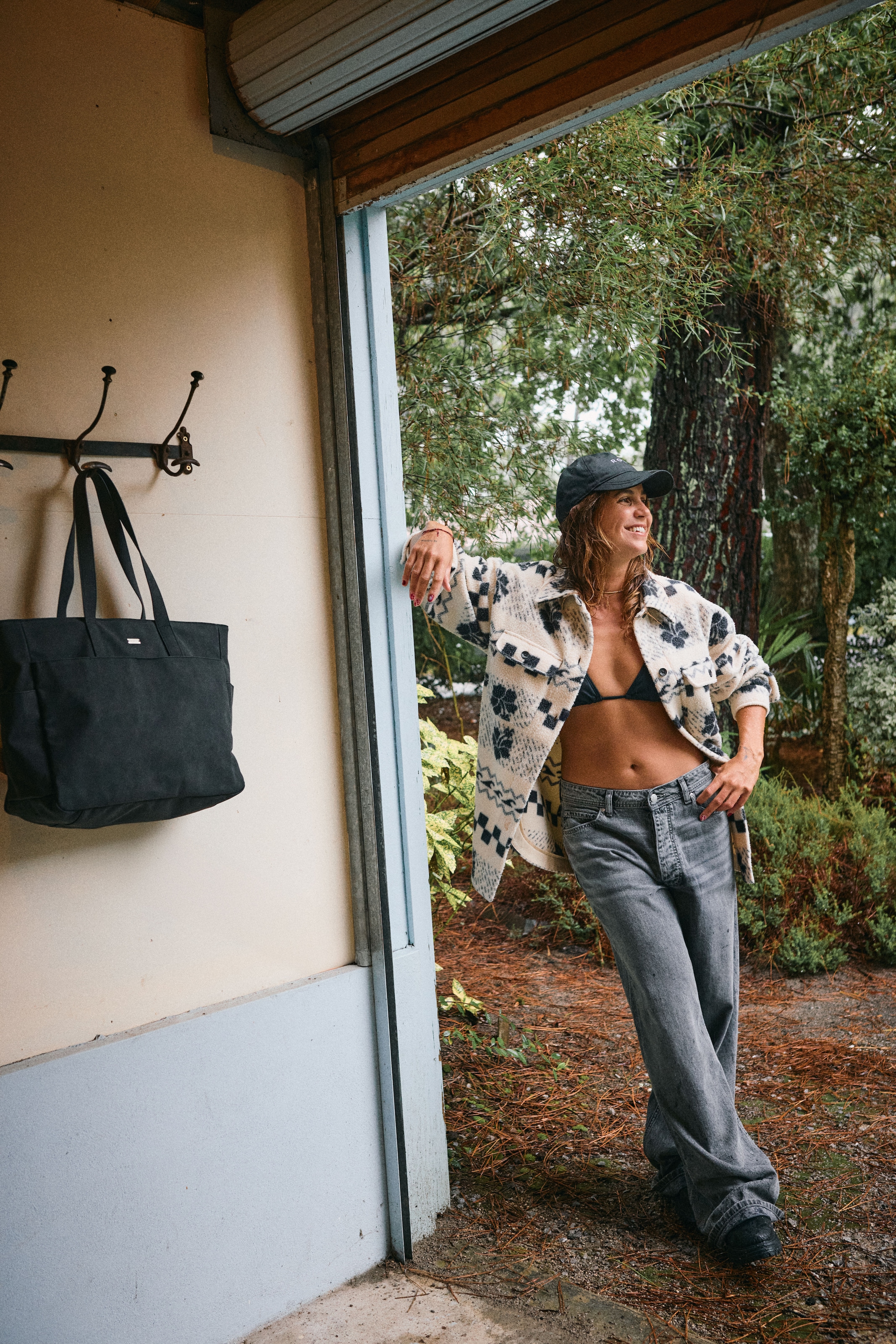 Roxy Fleecejacke »MORNING CRUSH SHACKET« 1 Stk. tlg. mit Kapuze, aus Polyester, sportlicher Stil