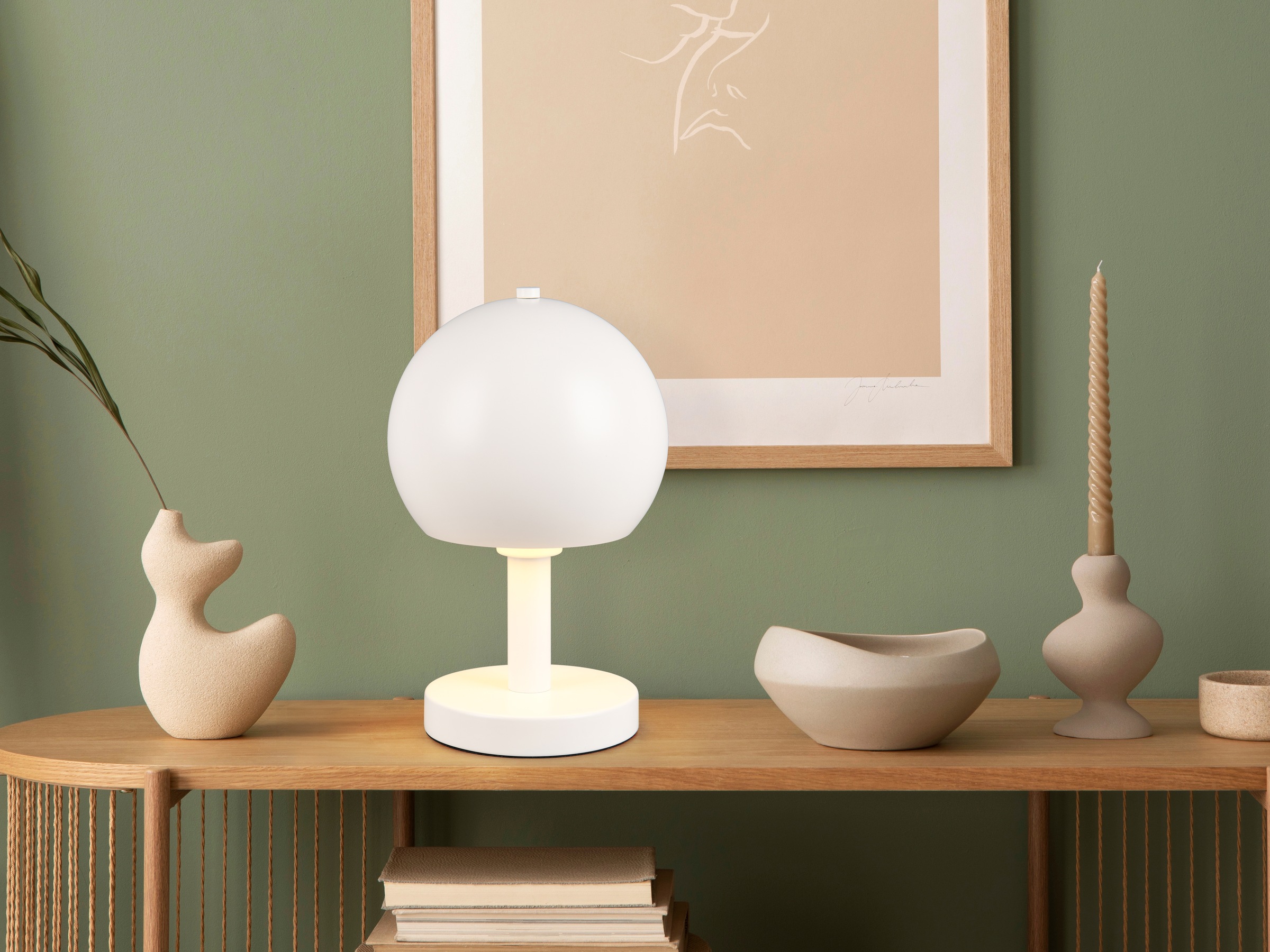 my home Schreibtischlampe »Christelle, Deko Tischleuchte mit Metallschirm Ø 18cm Höhe 29cm« E27 1 Stk. warmweiß - kaltweiß exkl 1x E27 max 10W, indirektes Licht, Lichtaustritt nur nach unten