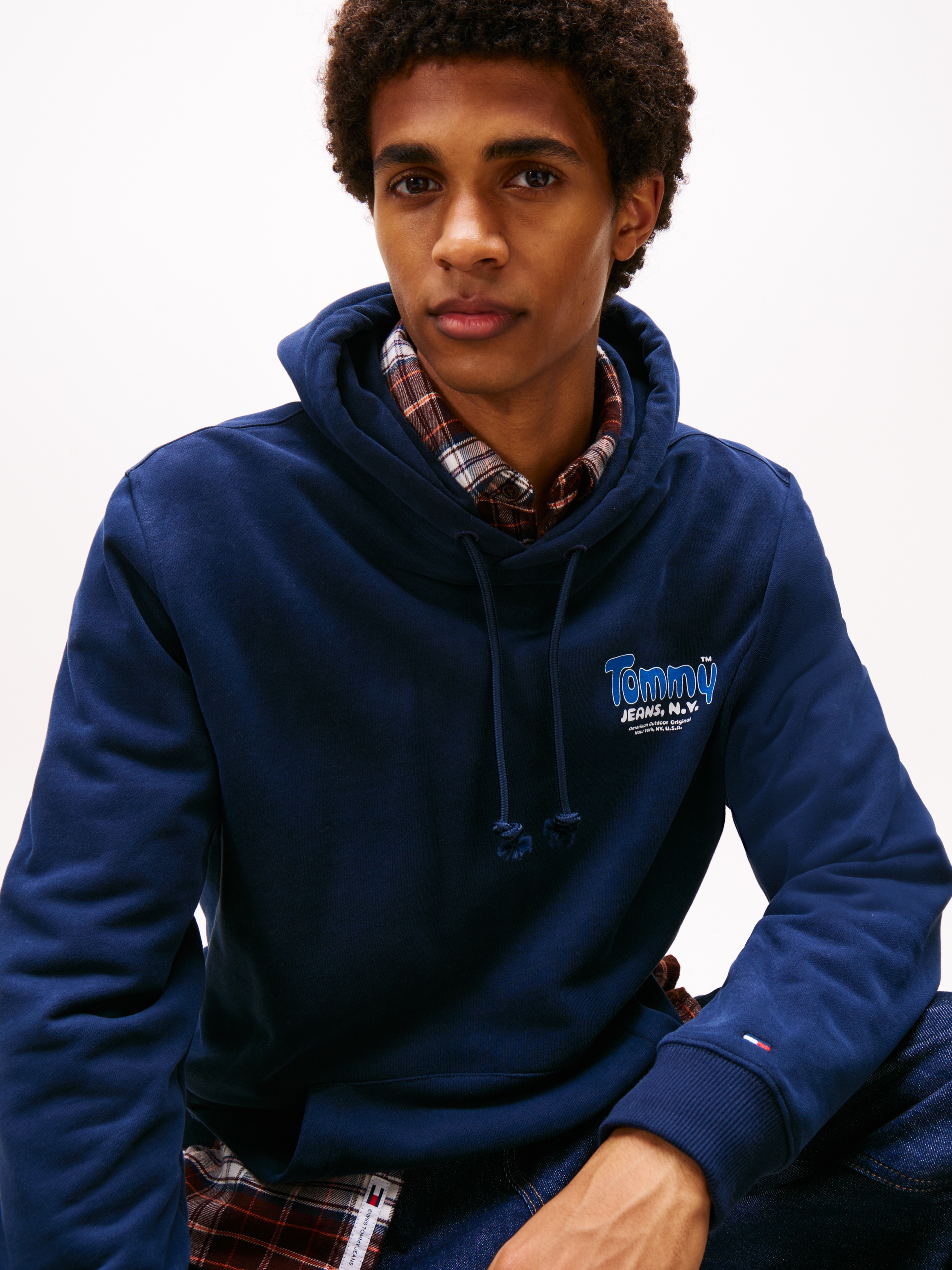 Tommy Jeans Kapuzensweatshirt »FONT PLAY HOODIE«, Regular fit mit Kapuze
