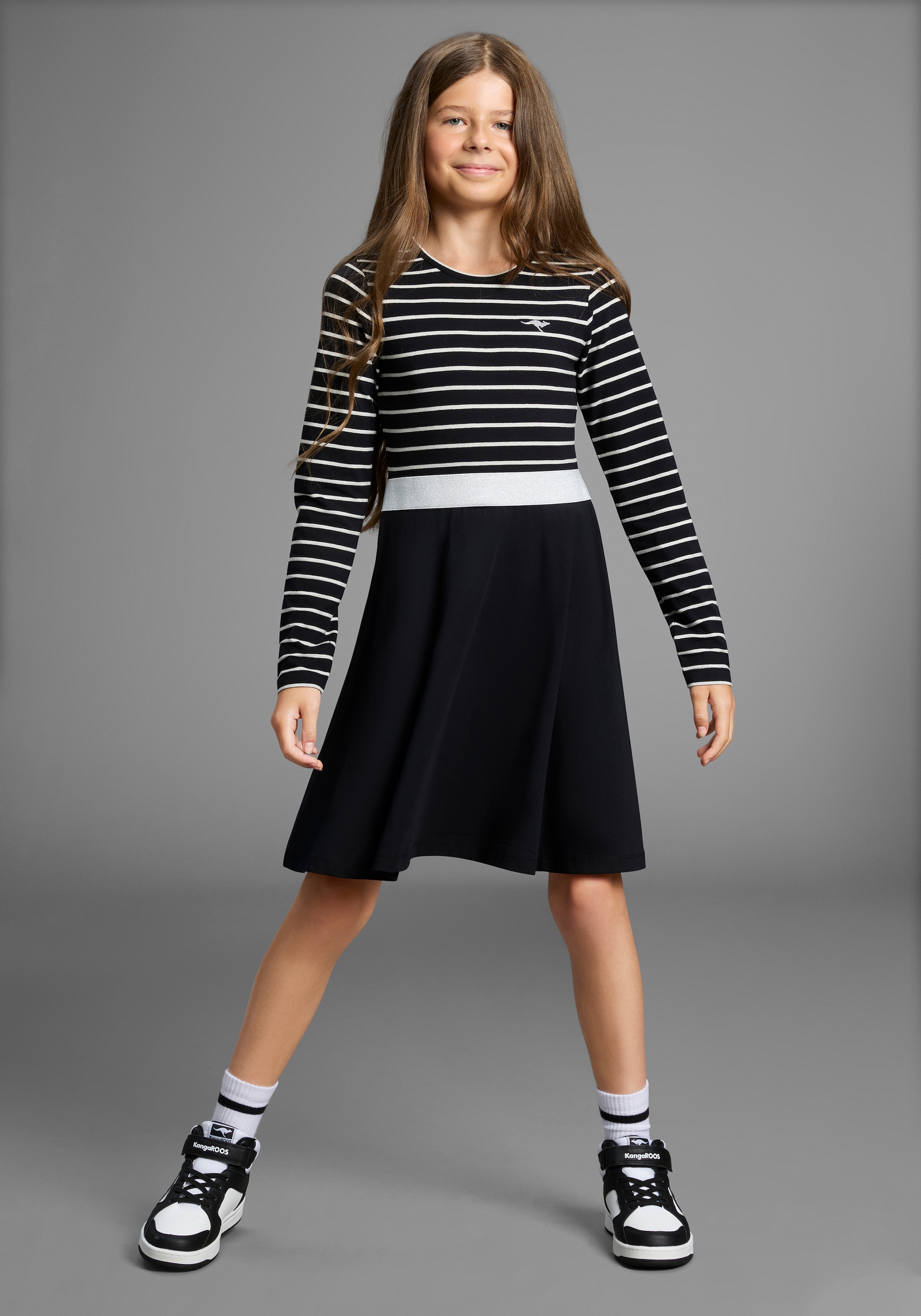 KangaROOS Jerseykleid »Kleid mit Glitzergürtel«, festliche Anlässe, kniefrei, modischer Stil, aus Stretchqualität