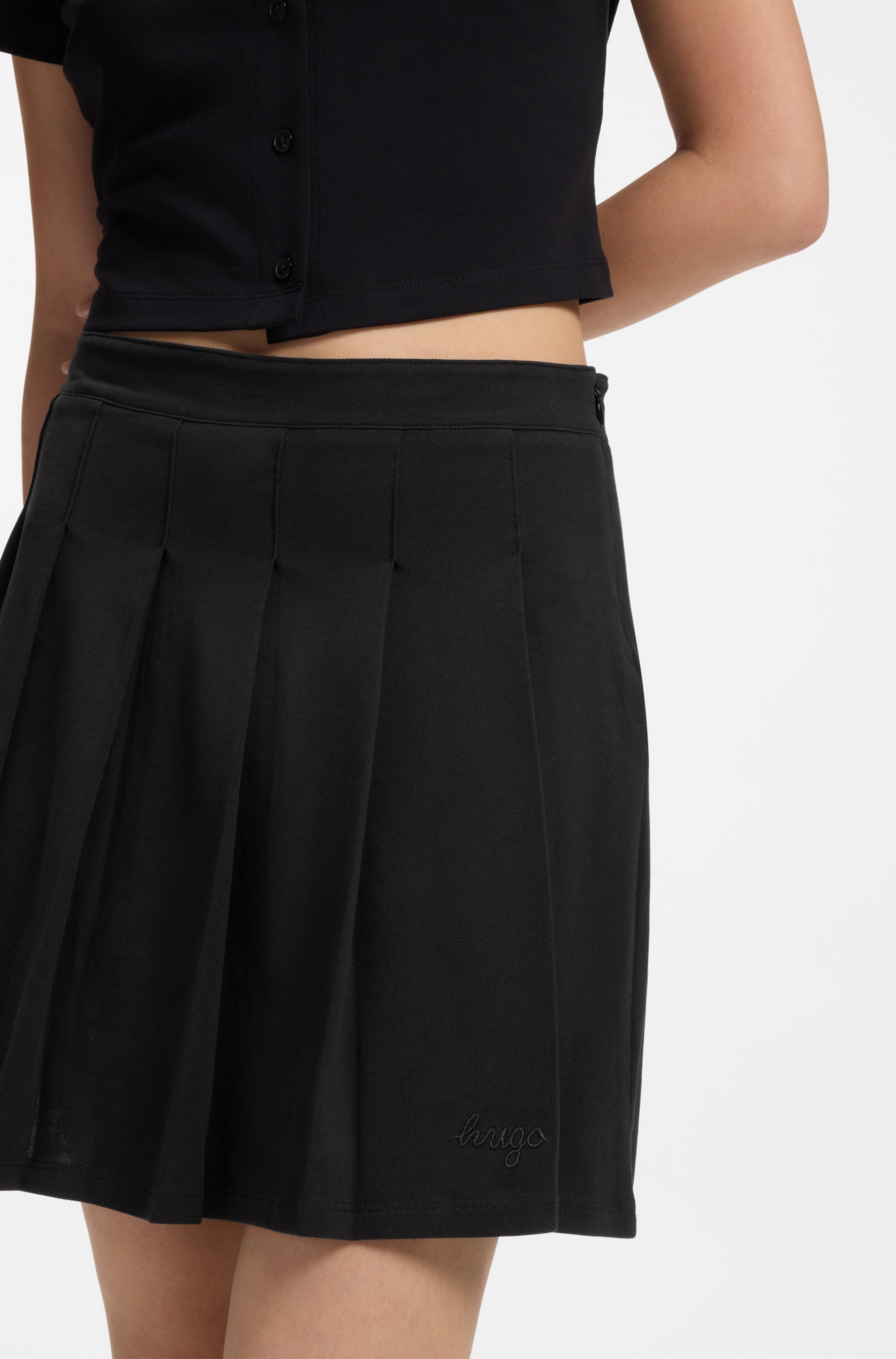 HUGO Plisseerock »Nalham« mit integrierter Shorts, Relaxed Fit