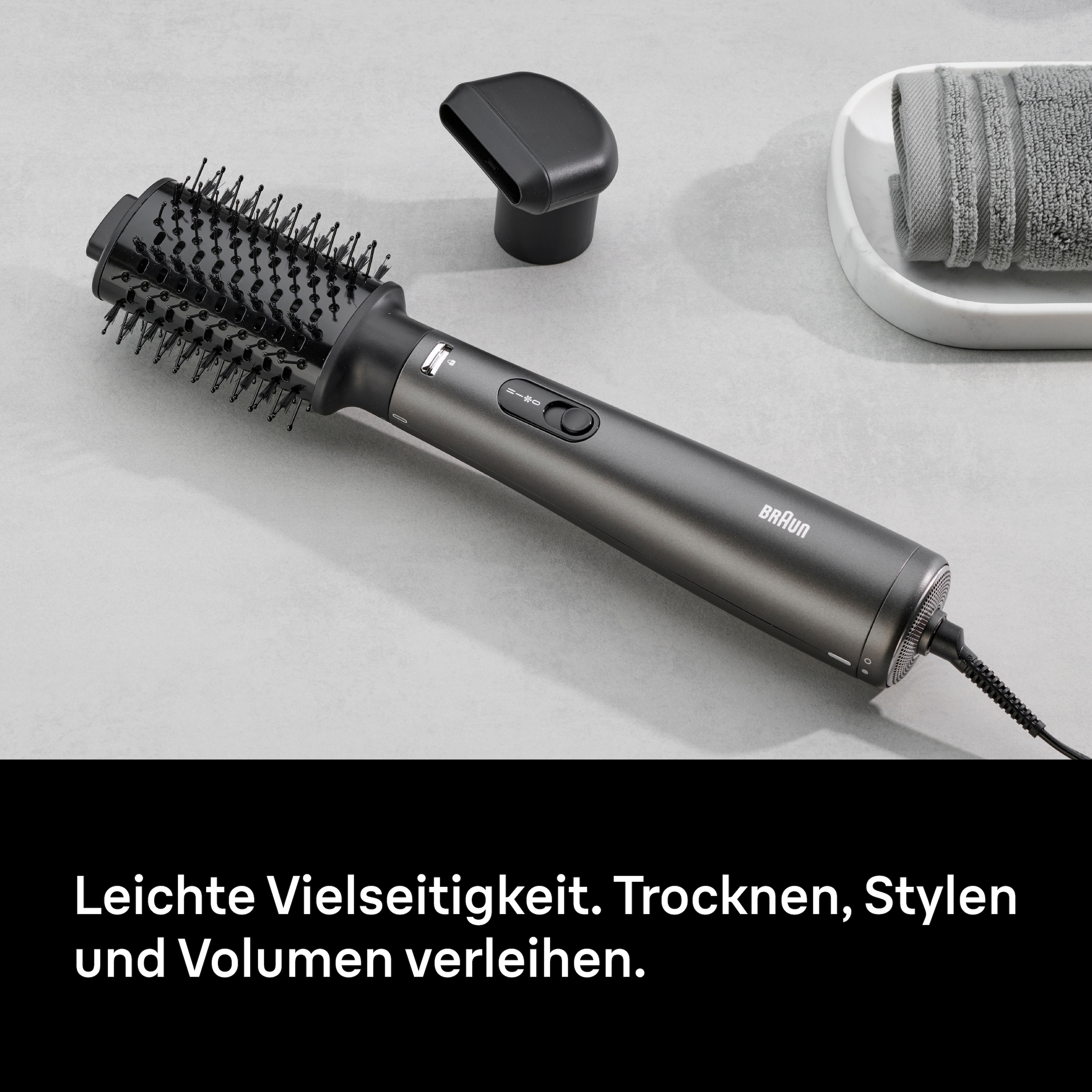 Braun Warmluftbürste »AS2.26, 2 Aufsätze, Ionen-Technologie, BRAS226E« 2 Aufsätze 800 W, IONTEC-Technologie, Trocknen und Stylen in einem, leicht