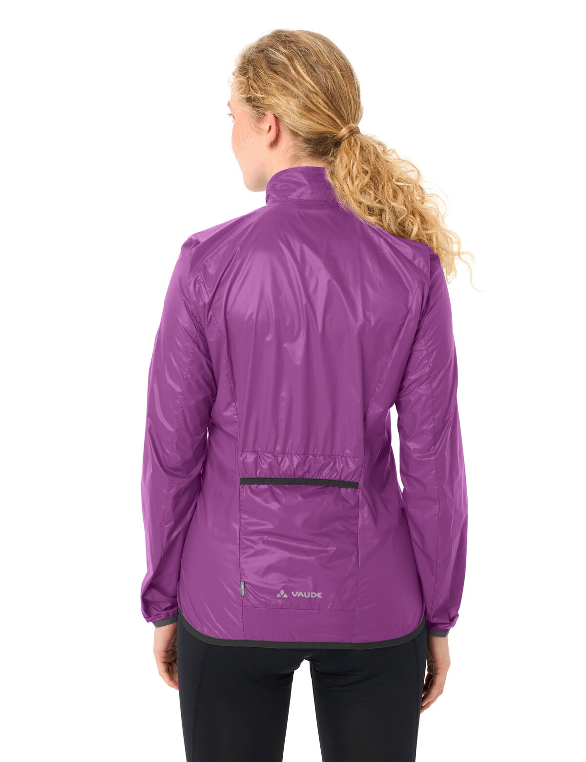 VAUDE Fahrradjacke »Women's Matera Air Jacket« ohne Kapuze mit hochschließendem Kragen, winddicht und wasserabweisend, Slim Fit