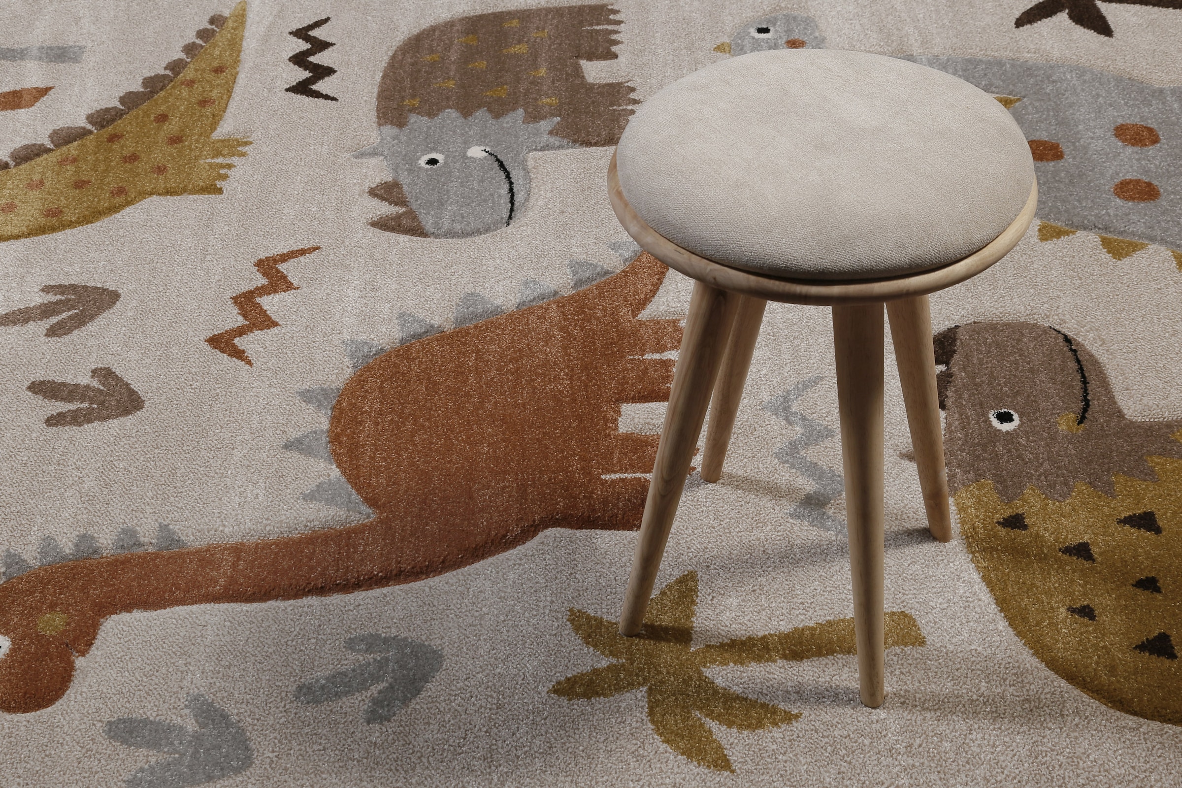 SMART KIDS Kinderteppich »T-Rex & Friends«, rechteckig, 10 mm Höhe, Moderner Spielteppich, strapazierfähig, pflegeleicht, Konturenschnitt