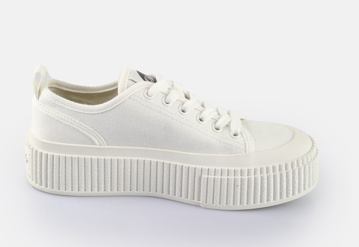 Buffalo Sneaker »MADISON«  , Freizeitsneaker, Halbschuh, Schnürschuh mit Memory Foam Fußbett